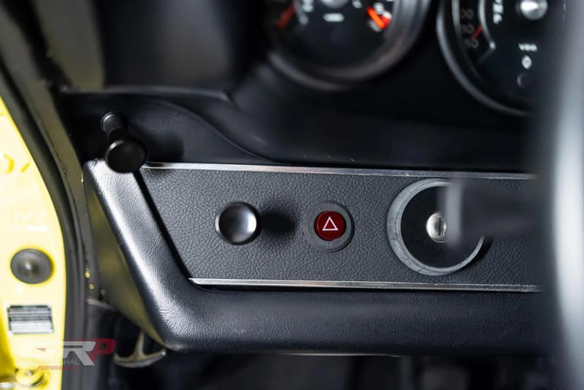 mph040_3873714675_98_BAB_411_58_FA_4_FF_5_B5_B6_0_F819_A2_E00_AF_8fd52f9d83