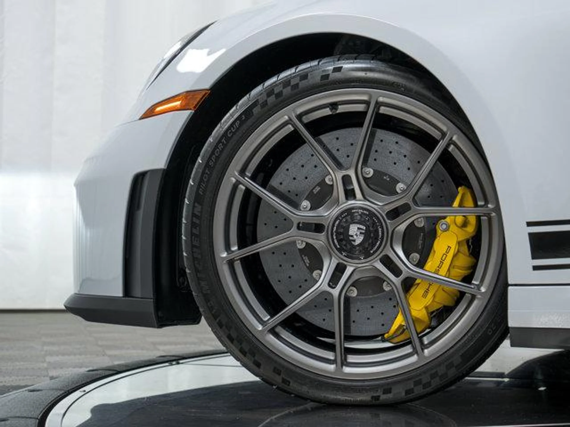 mph040_3875830477_c_N_Jh9m3c_L9_XQ_Uvme_Q8jp_XB_Vn8_I_a809e06231