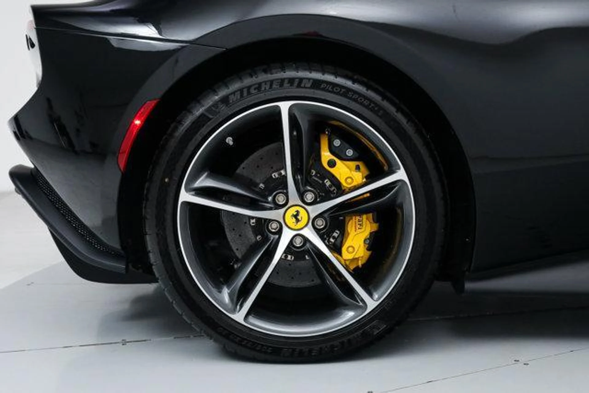 mph040_3879639805_u_Vdgm6_BJ_2_MM_0_OC_Nm_F_Ti_LBD_05_D_Yg_644f4226ec