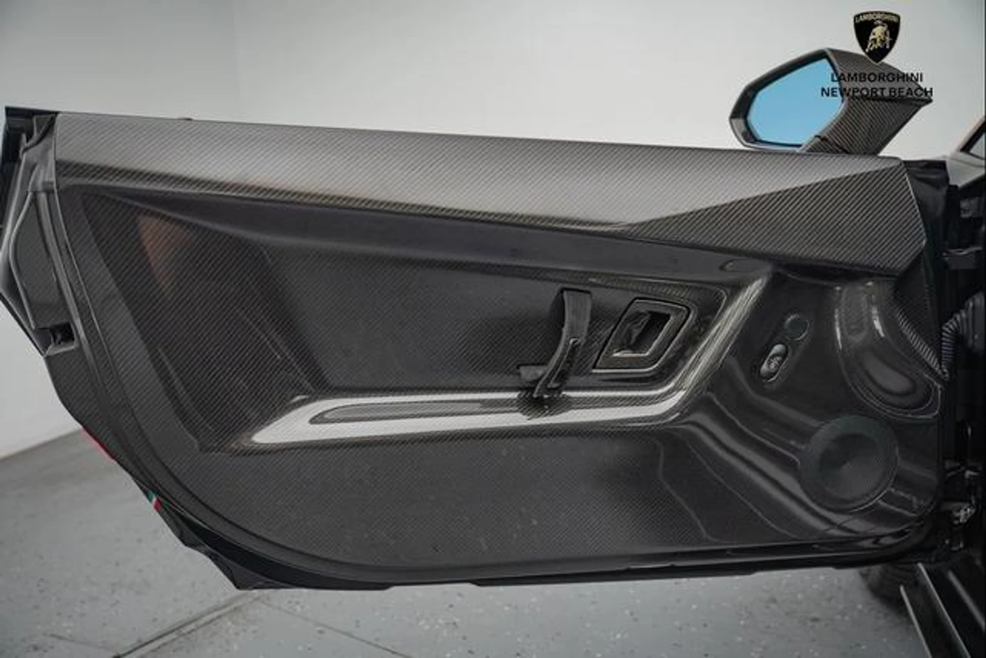 mph040_3895151797_6g_Ri_N6ayy5j_Ps4a_Yqa_Fm2g_O1_IM_9d68d5a6d3