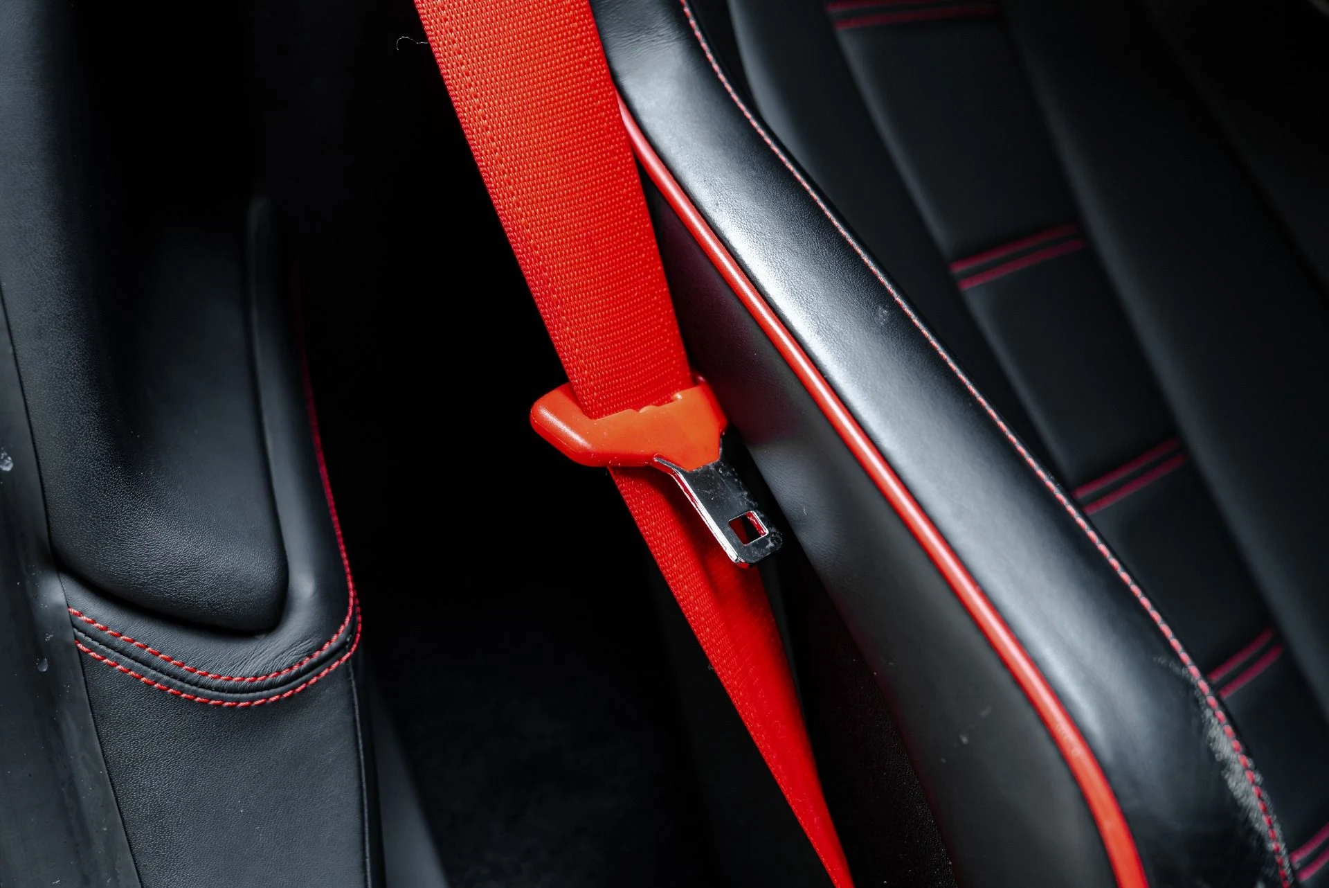 mph040_3904814472_Used_2013_Ferrari_458_Italia_1790287952_08c6a4ddd0