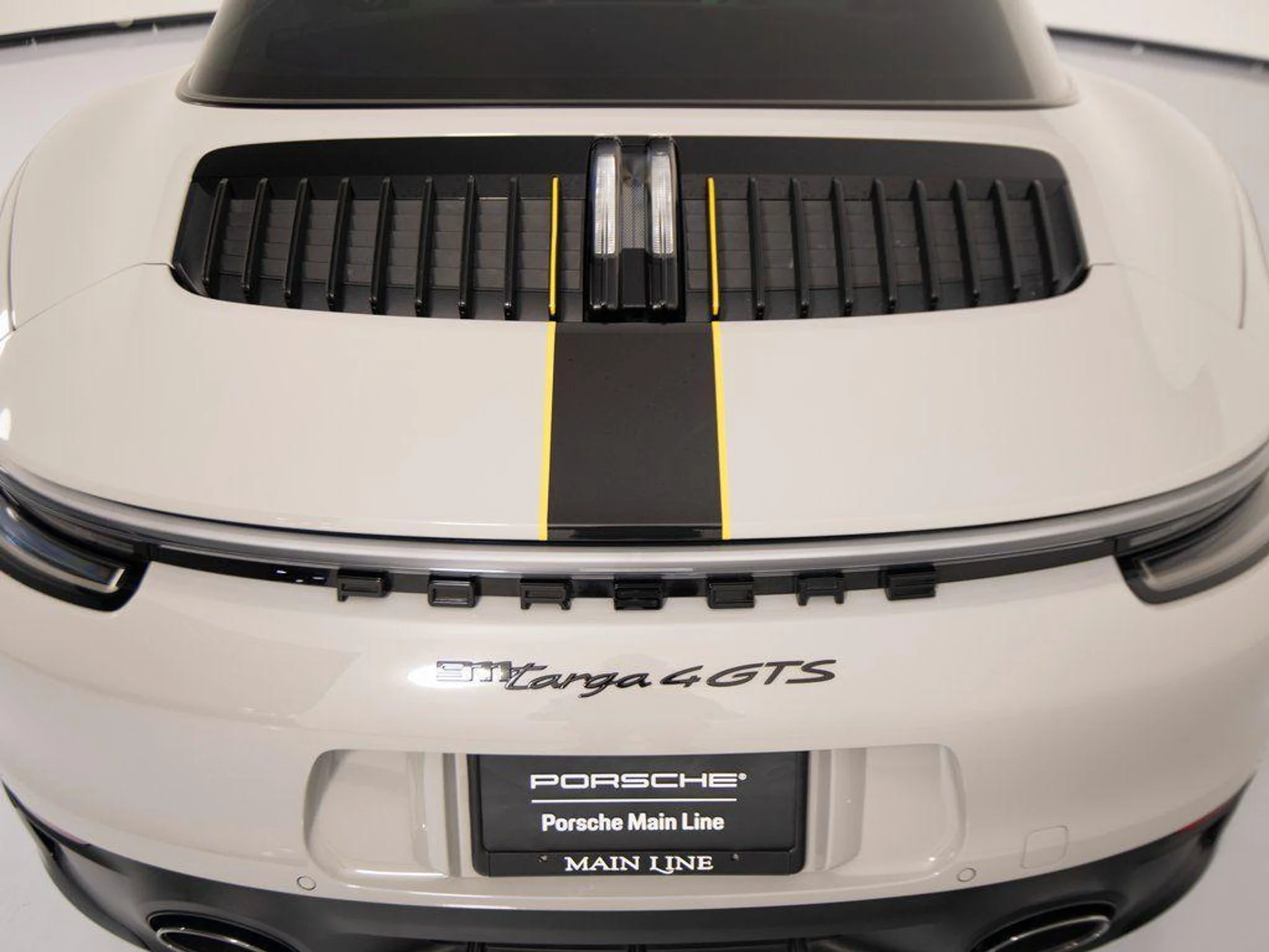 mph040_3907140028_a_Xwu_Qiuk_T7_Qfb_BL_649_Svlyecso_193509695a