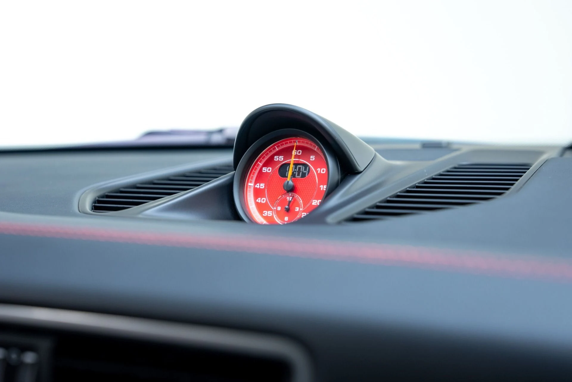 mph040_3909400277_Used_2018_Porsche_911_GT_3_1768867084_a50f0ee5f1