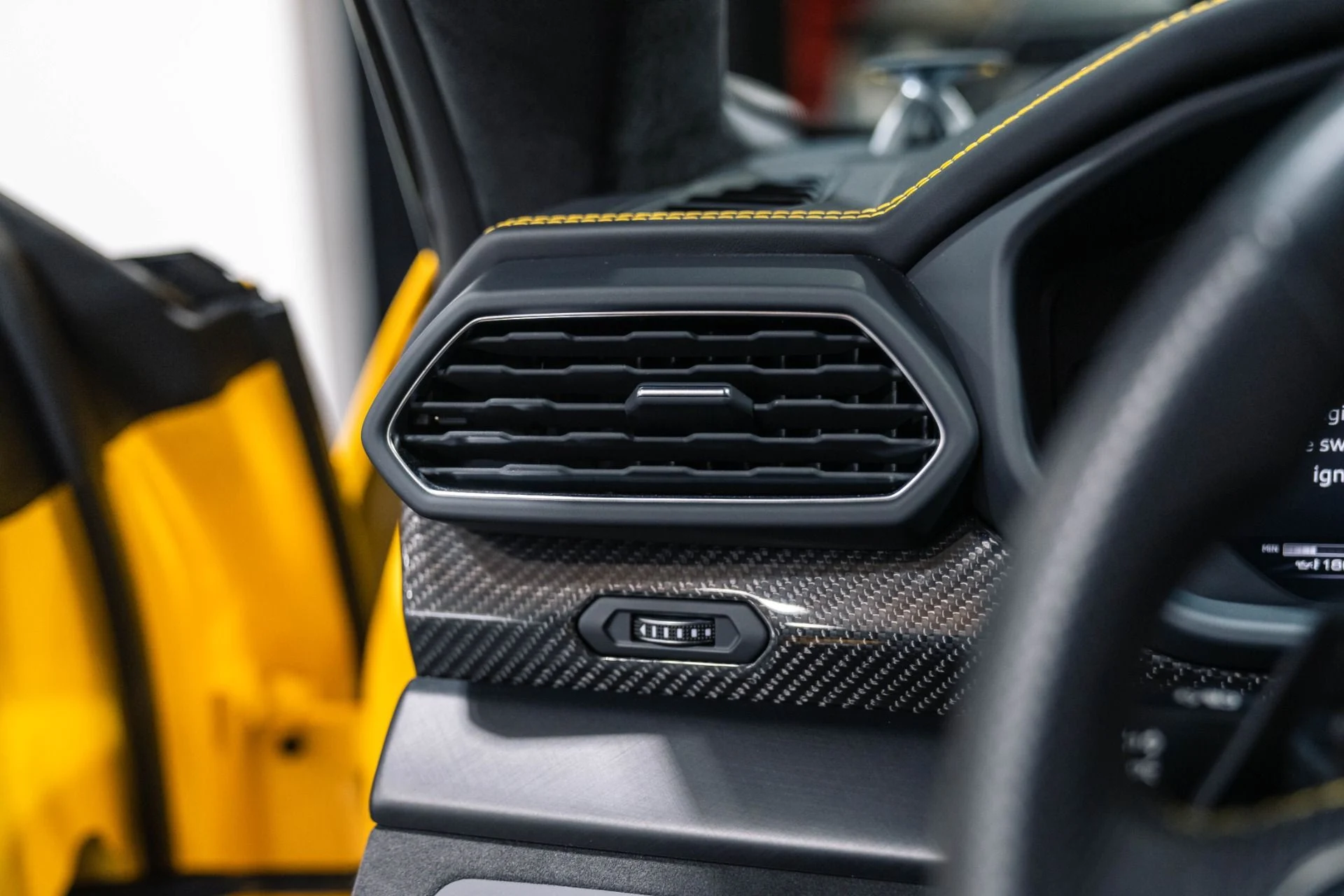mph040_3919934655_Used_2021_Lamborghini_Urus_Pearl_Capsule_w_FULL_RYFT_Exhaust_1771450400_b73dce9475