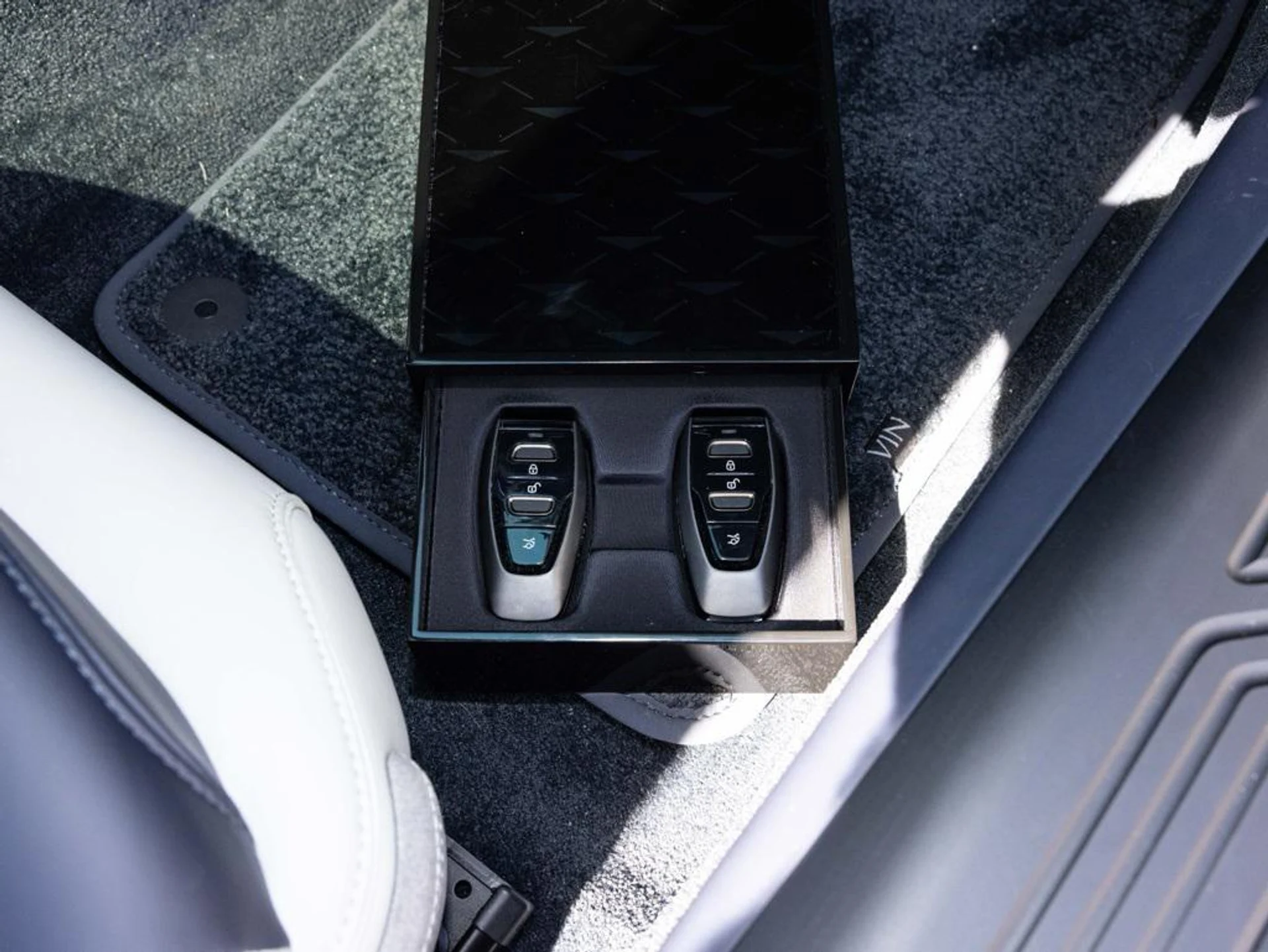 mph040_3937175054_456162572_68c00a74847c7f35d6e673e3_15979e527d