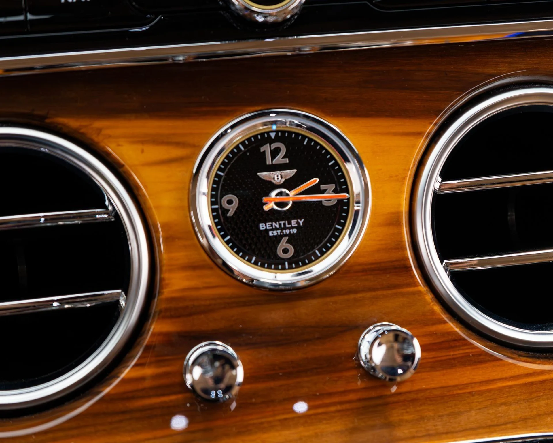 mph040_3946280490_91da611788faaaf6bf2050f00550c4eb_3e608b2b54