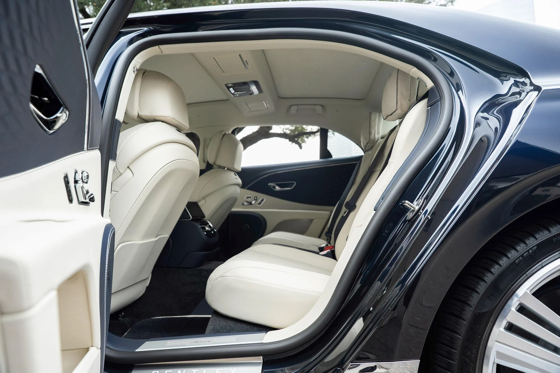 mph040_3946412370_477619930_695e14eb511ab76ffaffbc6b_9e1ec5355d