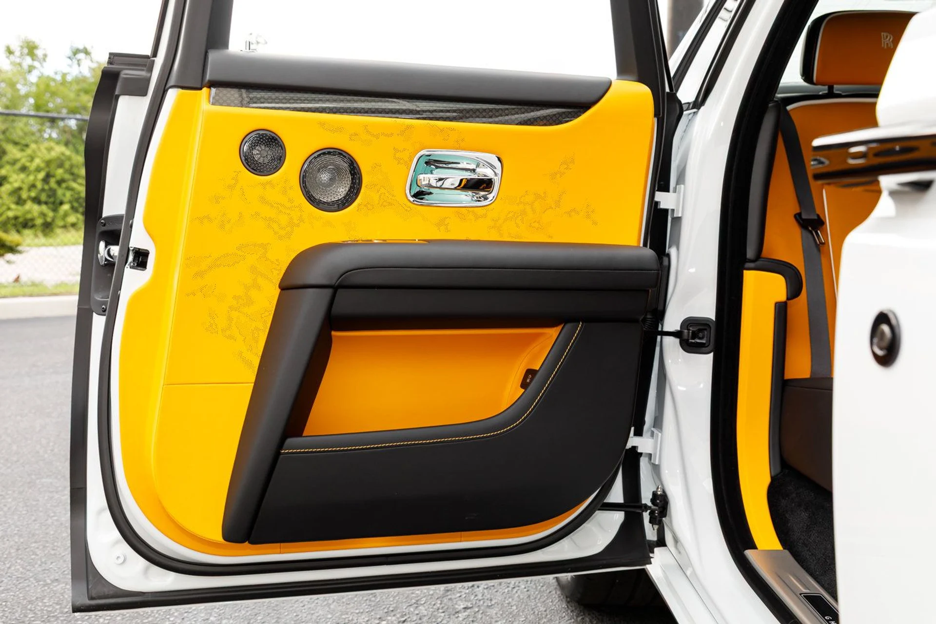 mph040_3948601636_6b7f8dbe388fa5759e191ed4d8b70033x_05e9e2903a