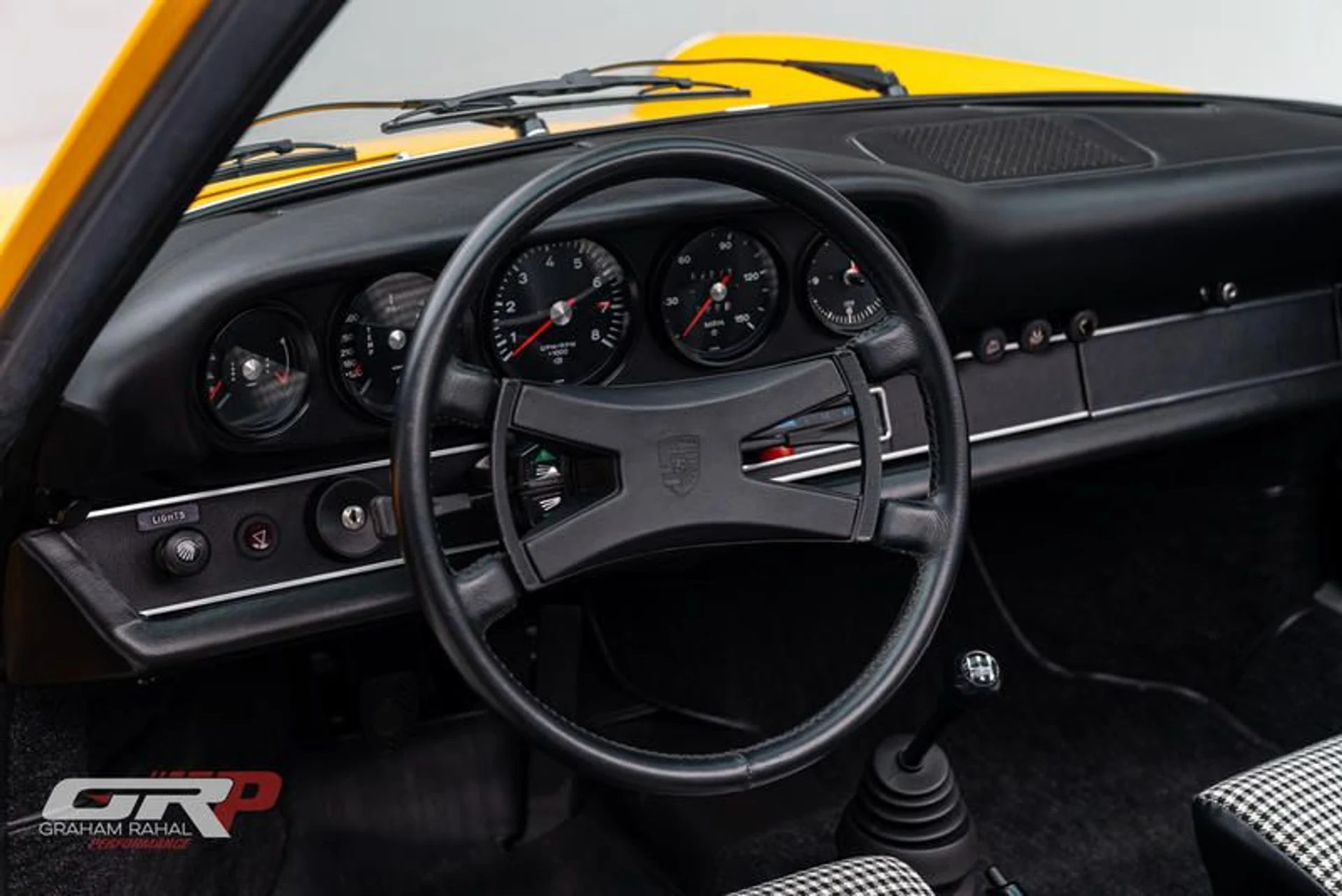 mph040_396260205_725_CCEEE_B4_E0_41_FD_BF_80_B0_C051_E3_A8_AF_f01eec4a74