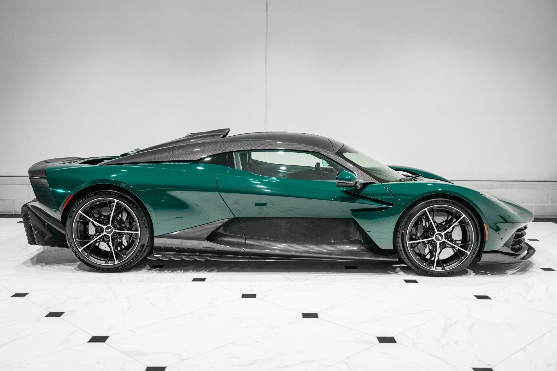 mph040_3983702466_New_2026_ASTON_MARTIN_VALHALLA_COUPE_1775321272_09805ed95e