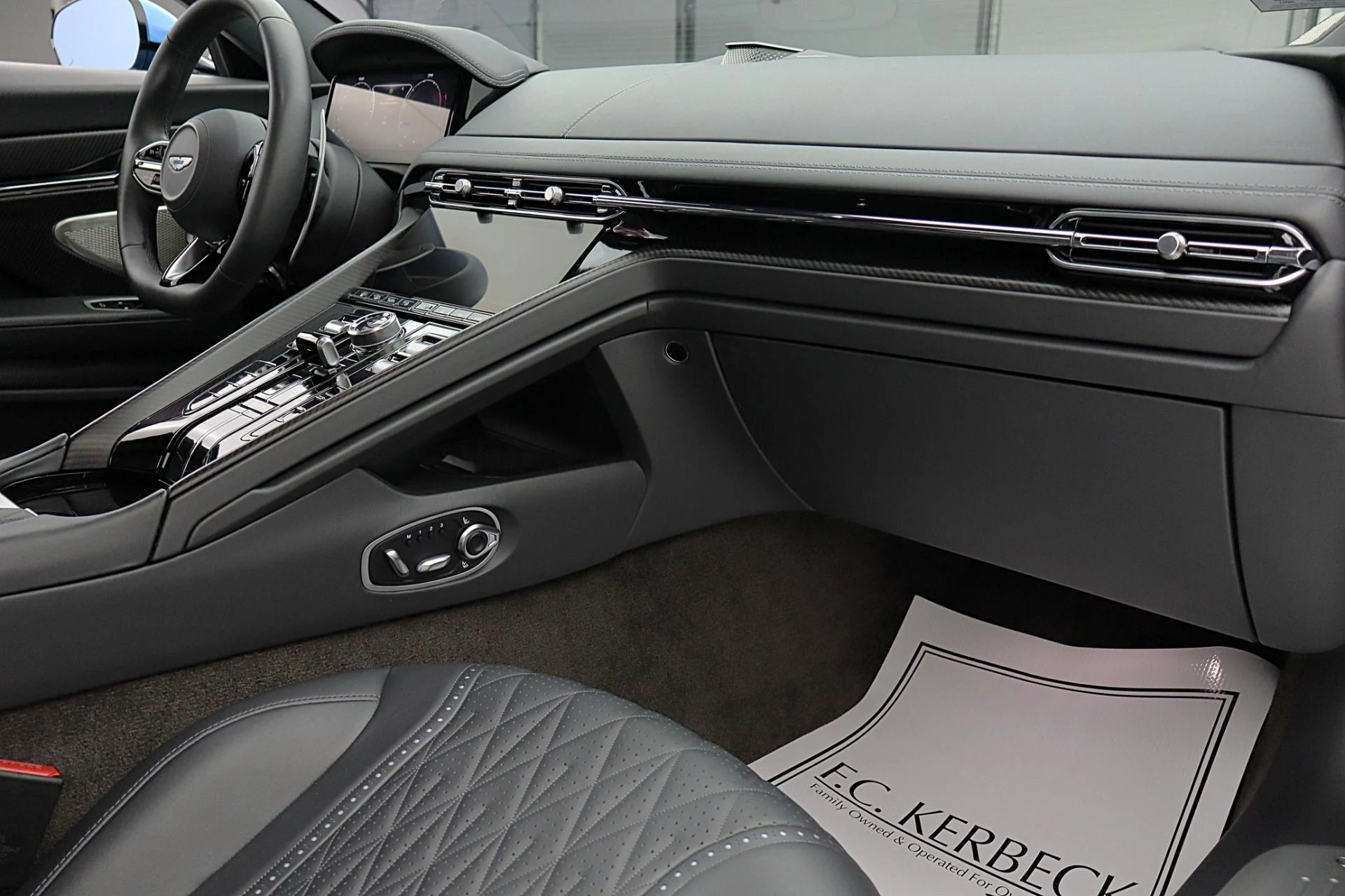 mph040_3984630678_Used_2024_Aston_Martin_DB_12_Coupe_LEASE_OPTIONS_AVAILABLE_f7531ea68f