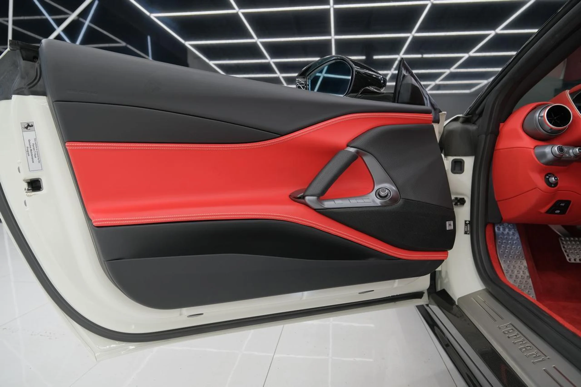 mph040_398966726_24f04686663c7c3e880ab54661f56c6f_01f18193c9