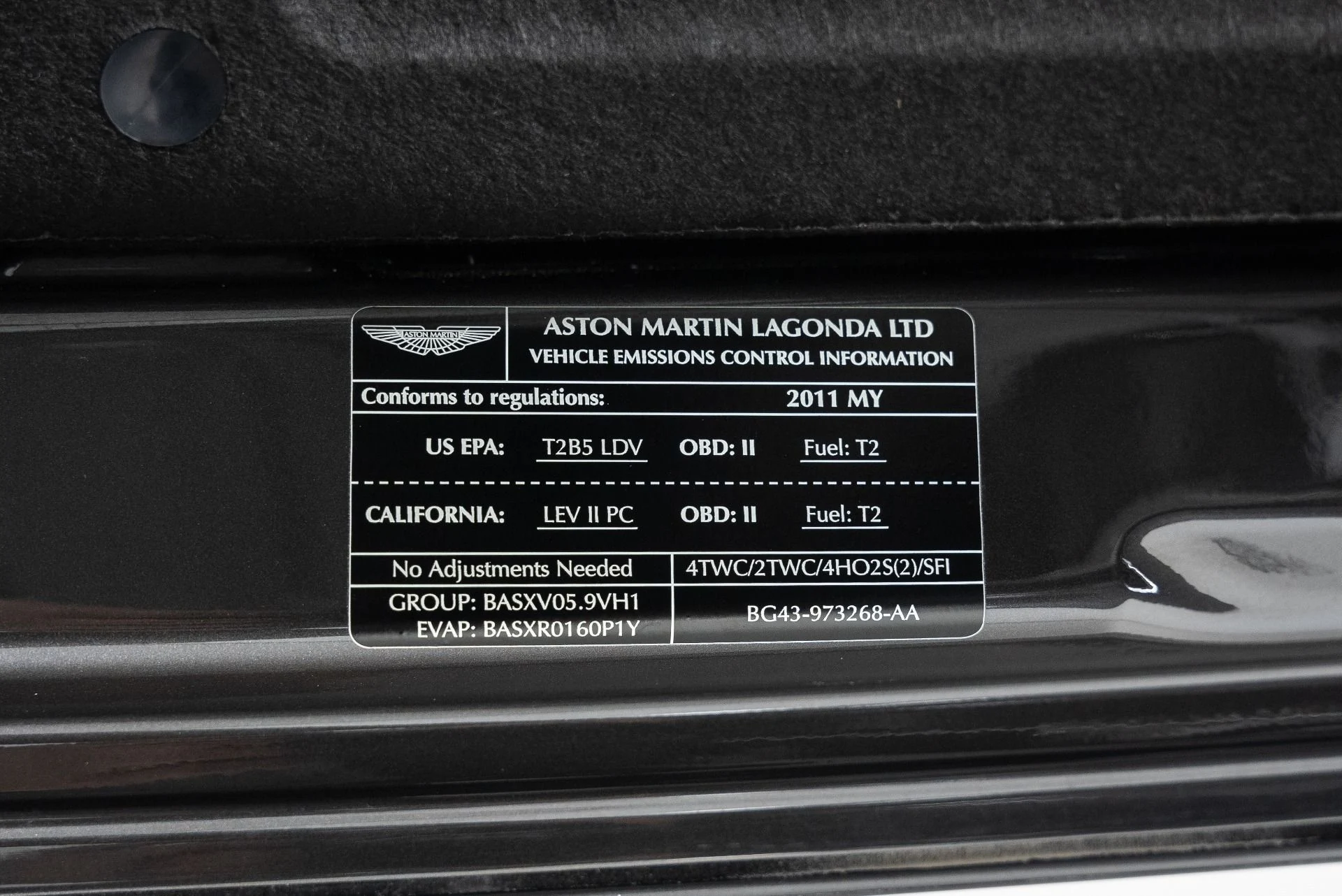 mph040_4001588447_Used_2011_Aston_Martin_DBS_1701890233_3d3eb01276