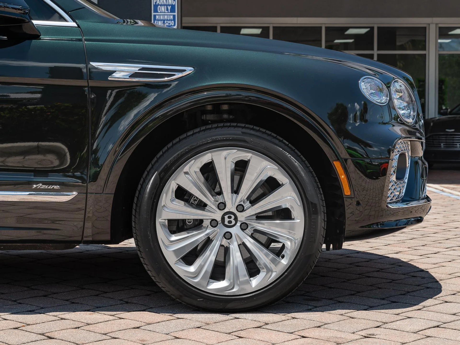 mph040_4014337977_Used_2023_Bentley_Bentayga_EWB_V8_1778364319_4ee8f4633a