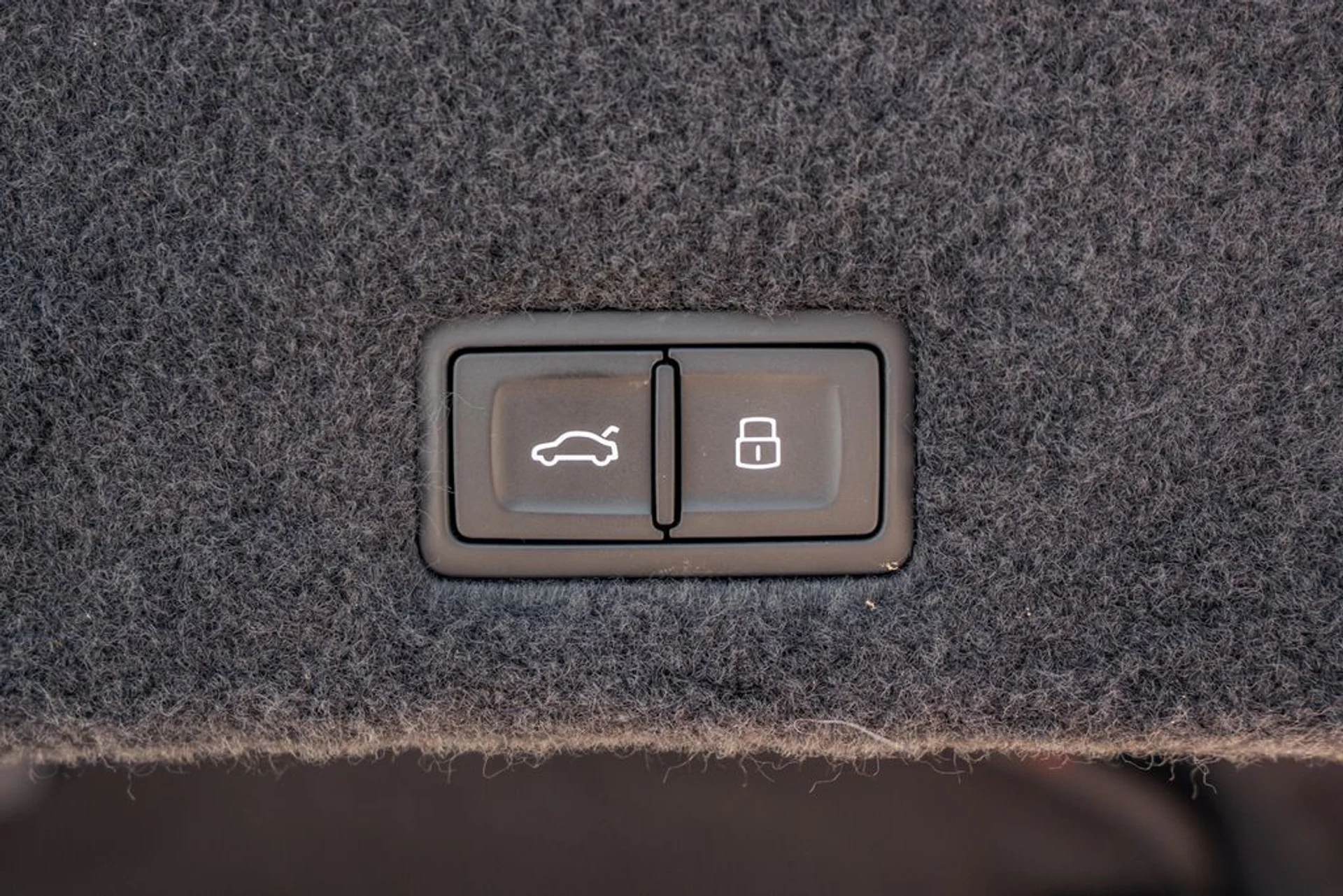 mph040_4036877050_b5ff0dbc3147599d15682b4aec95165fx_52a148ba51