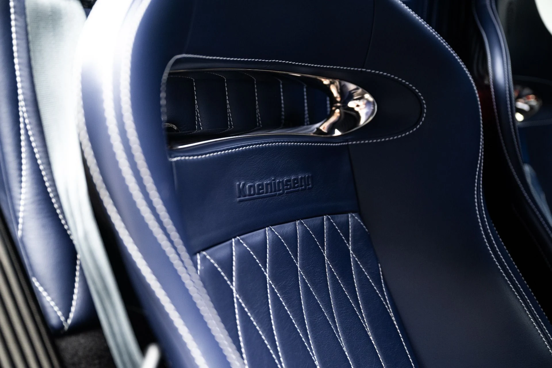 mph040_4041864488_13358_p41_l_73aab227ce