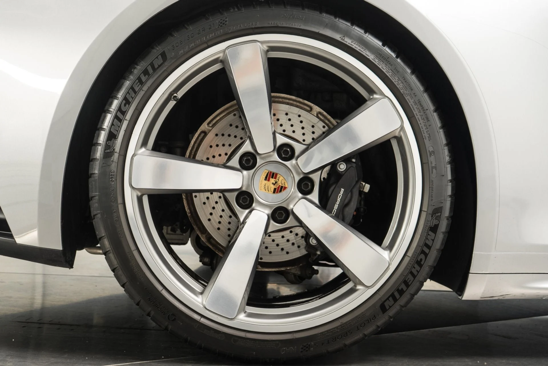 mph040_4047544406_Used_2023_Porsche_911_Carrera_T_7_Speed_Manual_Sport_Design_package_Carrera_Exclusive_Wheels_1777662329_dce31f12cd