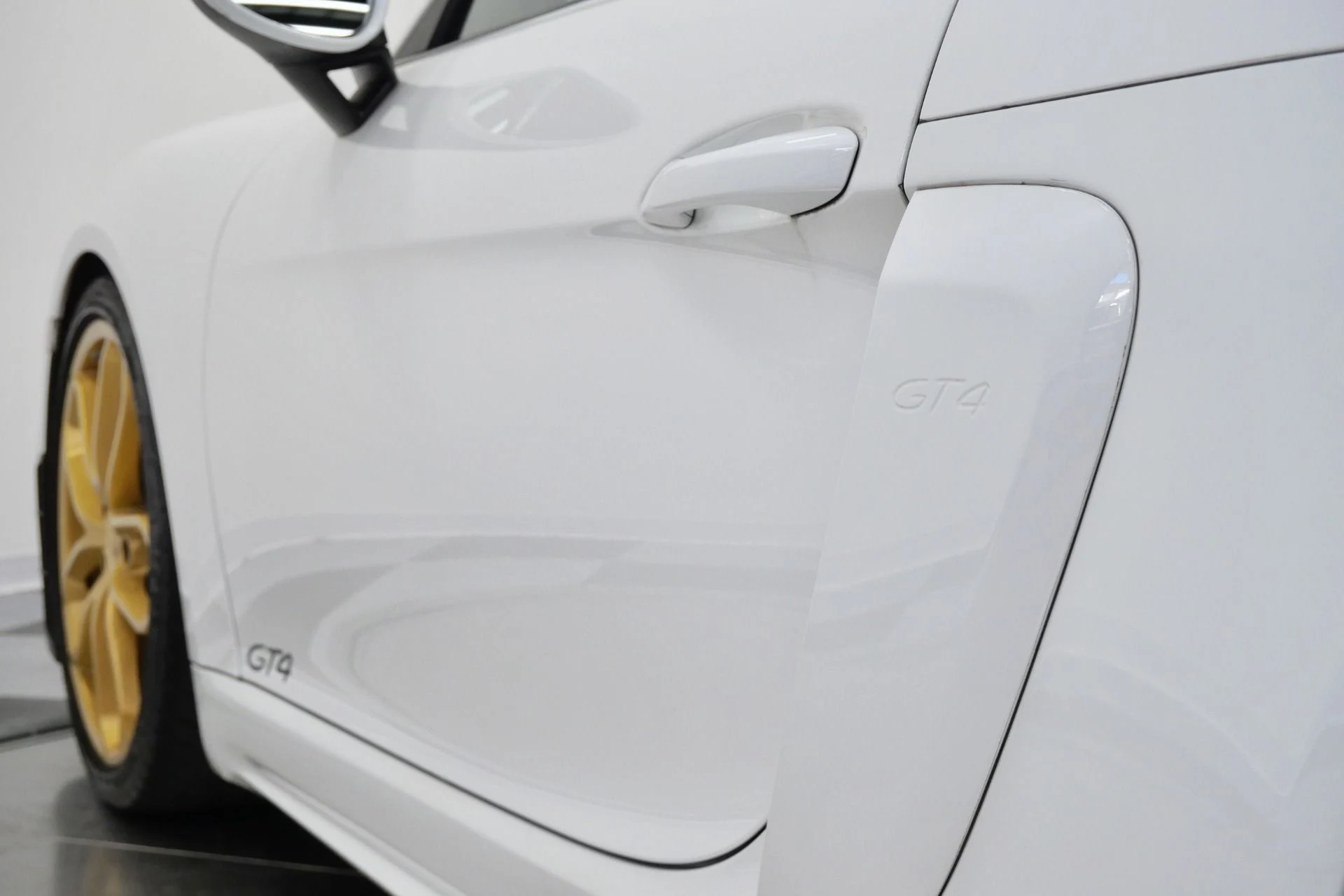 mph040_4048012800_Used_2020_Porsche_718_Cayman_GT_4_6_Speed_Navigation_Bose_Audio_Full_PPF_Protection_1767989042_12e77f69ae