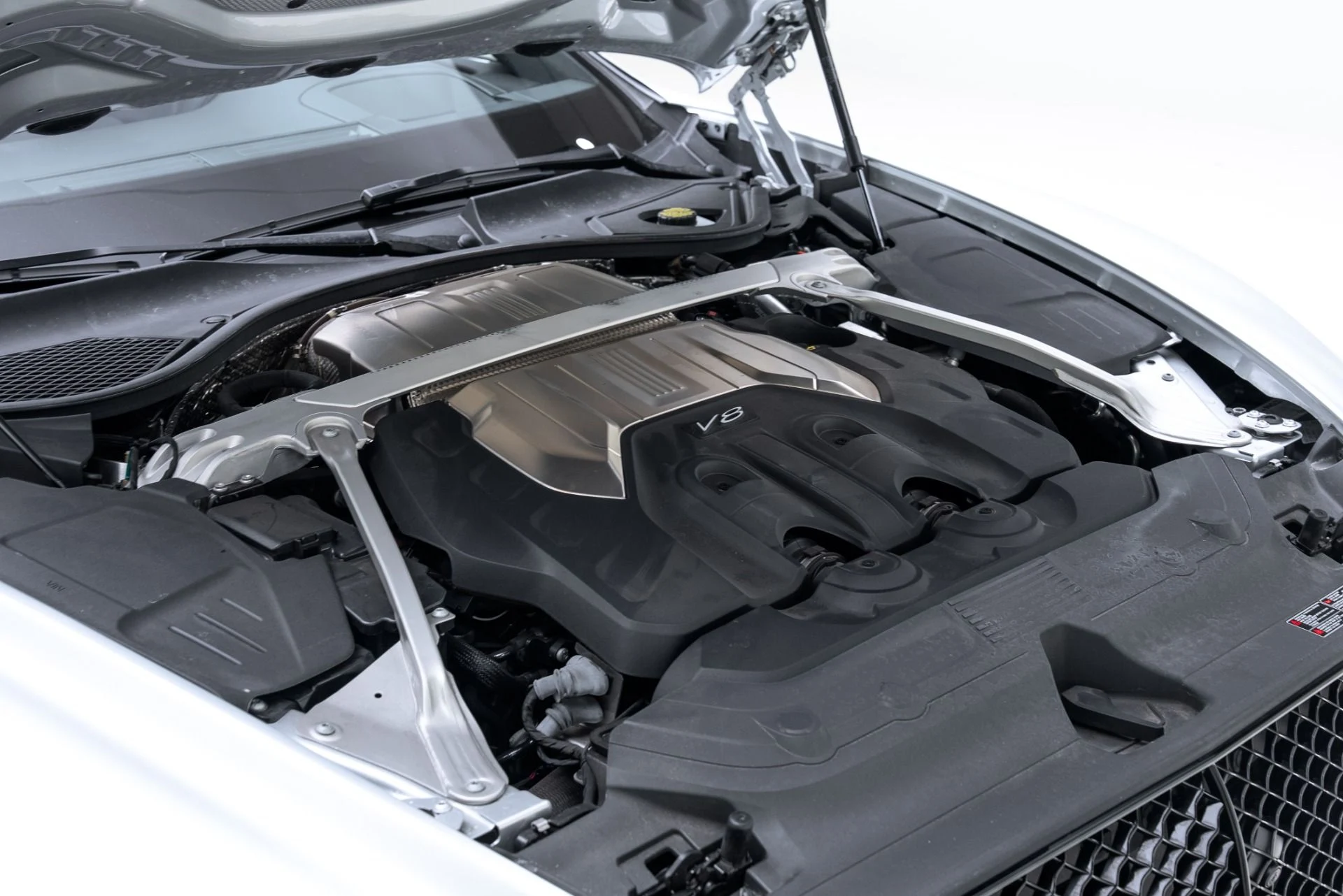 mph040_4059216867_Used_2023_Bentley_Continental_GT_V8_1775153268_6d0e03ac08