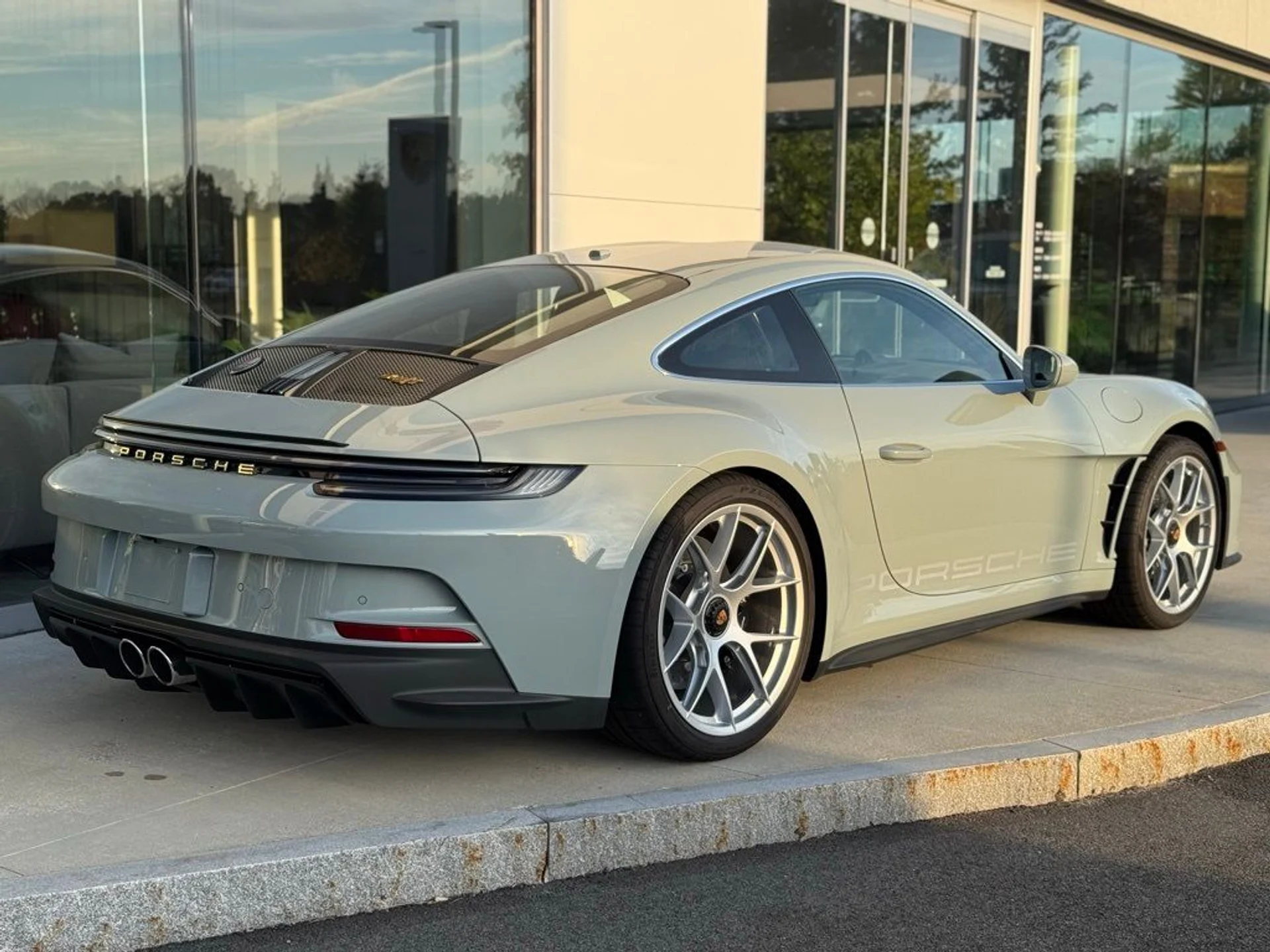 mph040_4066201801_ea2560d67e1bef6226992aad2c9ca79f_88a260a64b