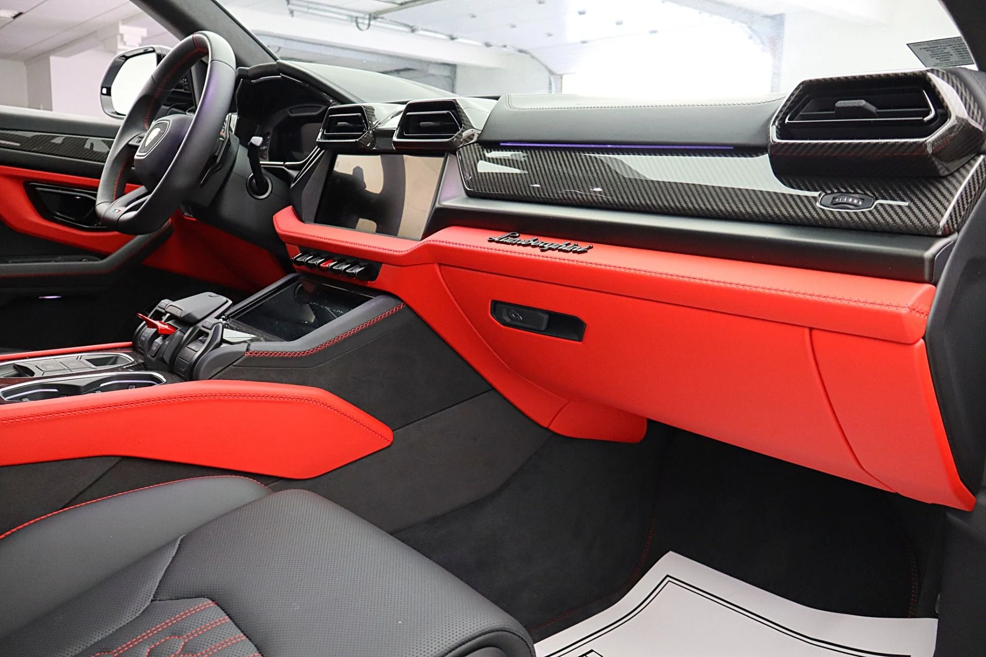 mph040_4093140287_Used_2025_Lamborghini_Urus_SELEASE_OPTIONS_AVAILABLE_63d3fdaa2d