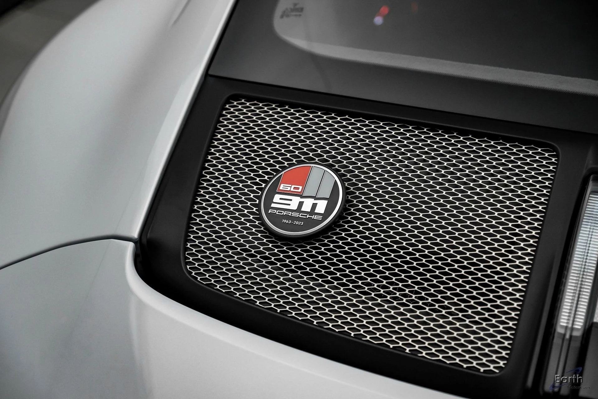 mph040_4100004353_f41be5197132b4f4b2676450418ac8f5x_b7eee73fbc