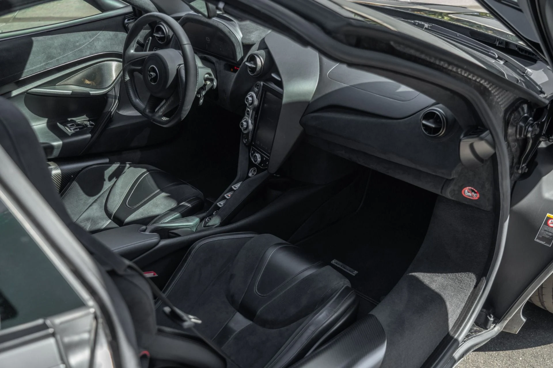 mph040_4139376781_Used_2019_Mc_Laren_720_S_Performance_1760997605_e427966efc