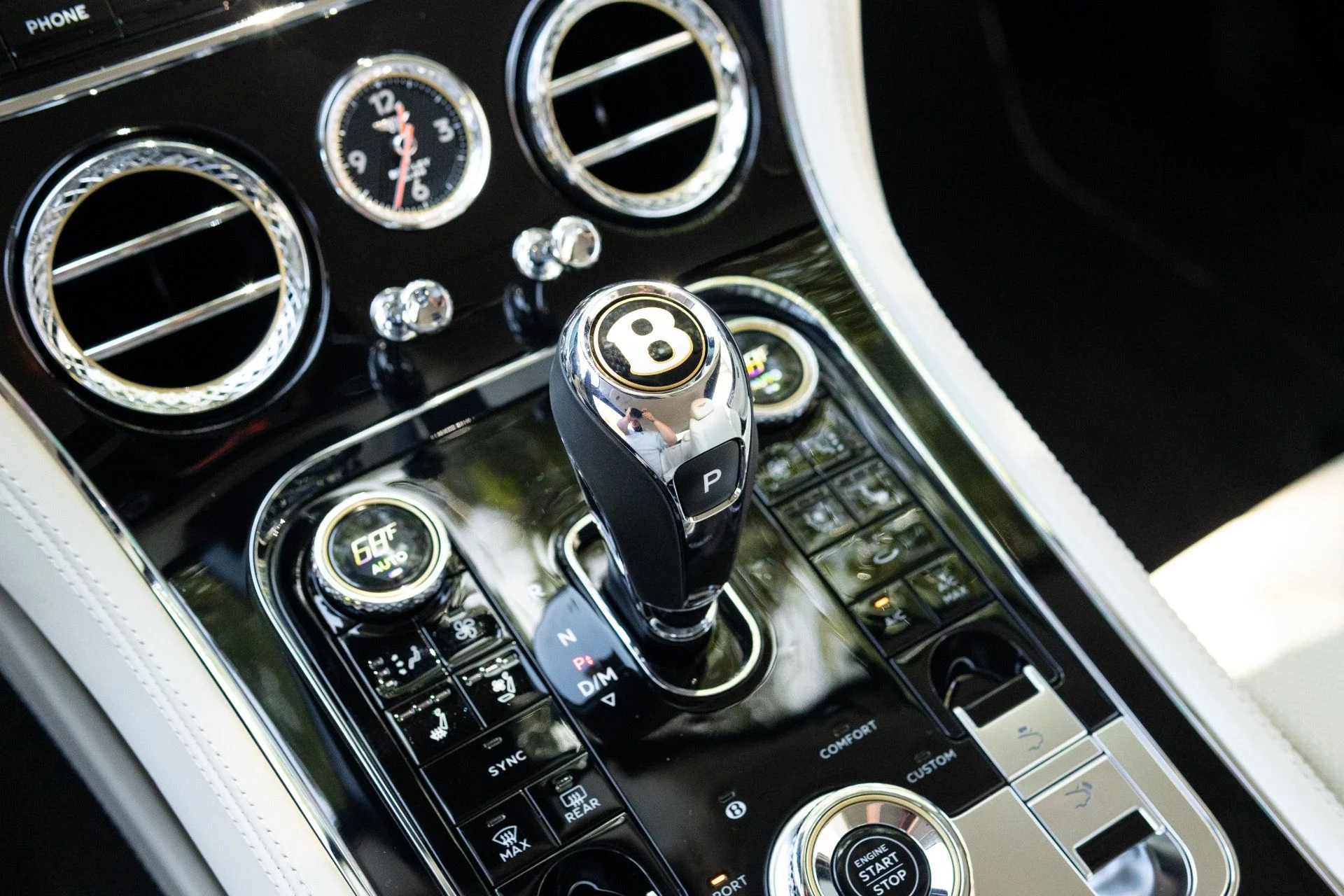 mph040_4166832530_Used_2020_Bentley_Continental_GT_V8_1777404396_8baaaa1c00