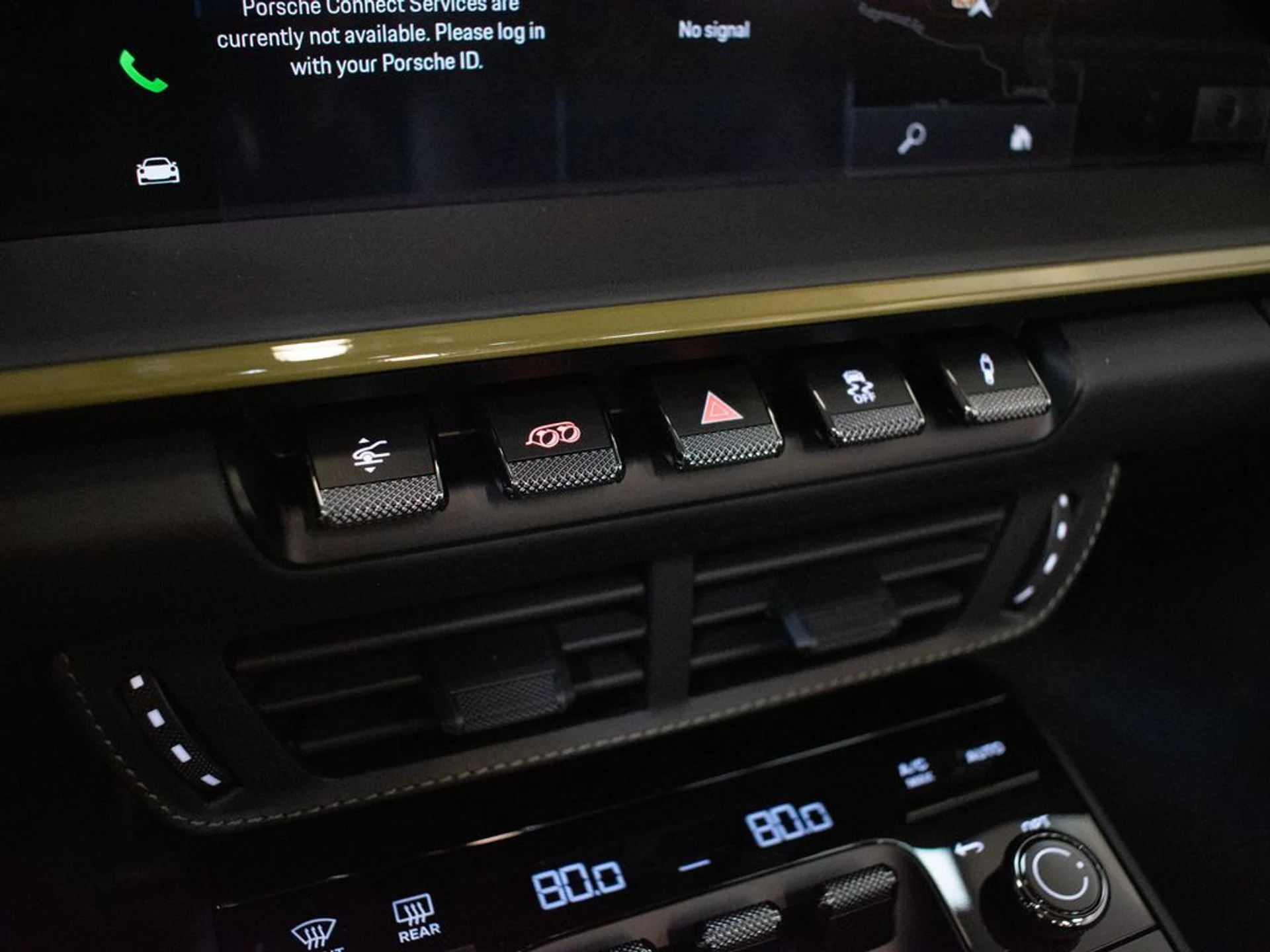 mph040_4168668173_d9eaea8f5e9a2a9e64d30bbd3d242a48x_9293044783