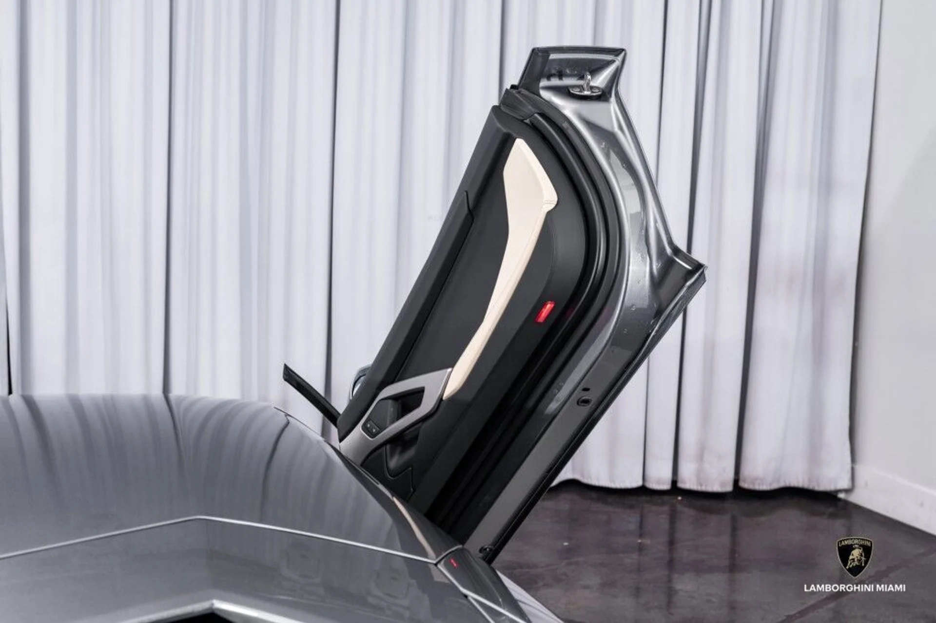 mph040_4178459255_40aab8be3c18379045f8f3cf8a438682_a9911d7787