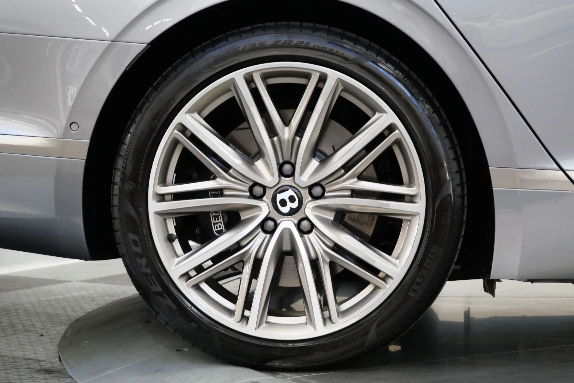 mph040_4180825956_Used_2022_Bentley_Flying_Spur_Hybrid_Odyssean_Edition_266_K_MSRP_Sustainable_Interior_Trim_1770409393_07c00f16e4