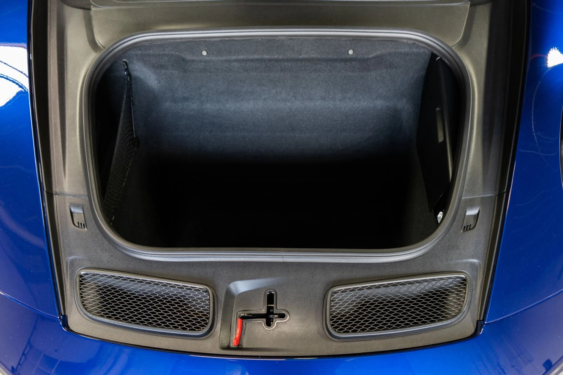 mph040_4181660532_Used_2022_Porsche_911_GT_3_1757712953_29da3bd472