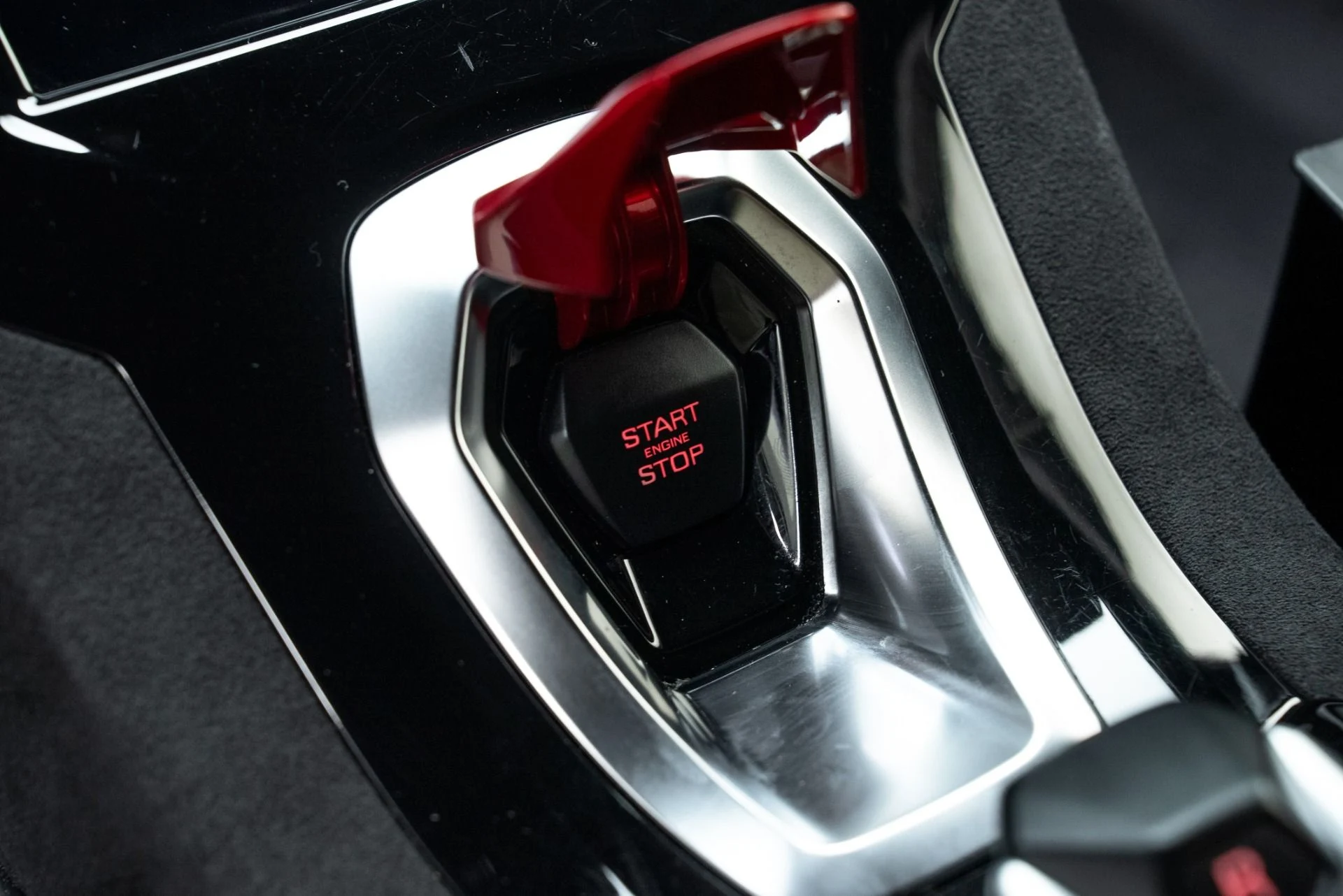 mph040_4183553631_Used_2023_Lamborghini_Huracan_Tecnica_1775770975_85539d65b1