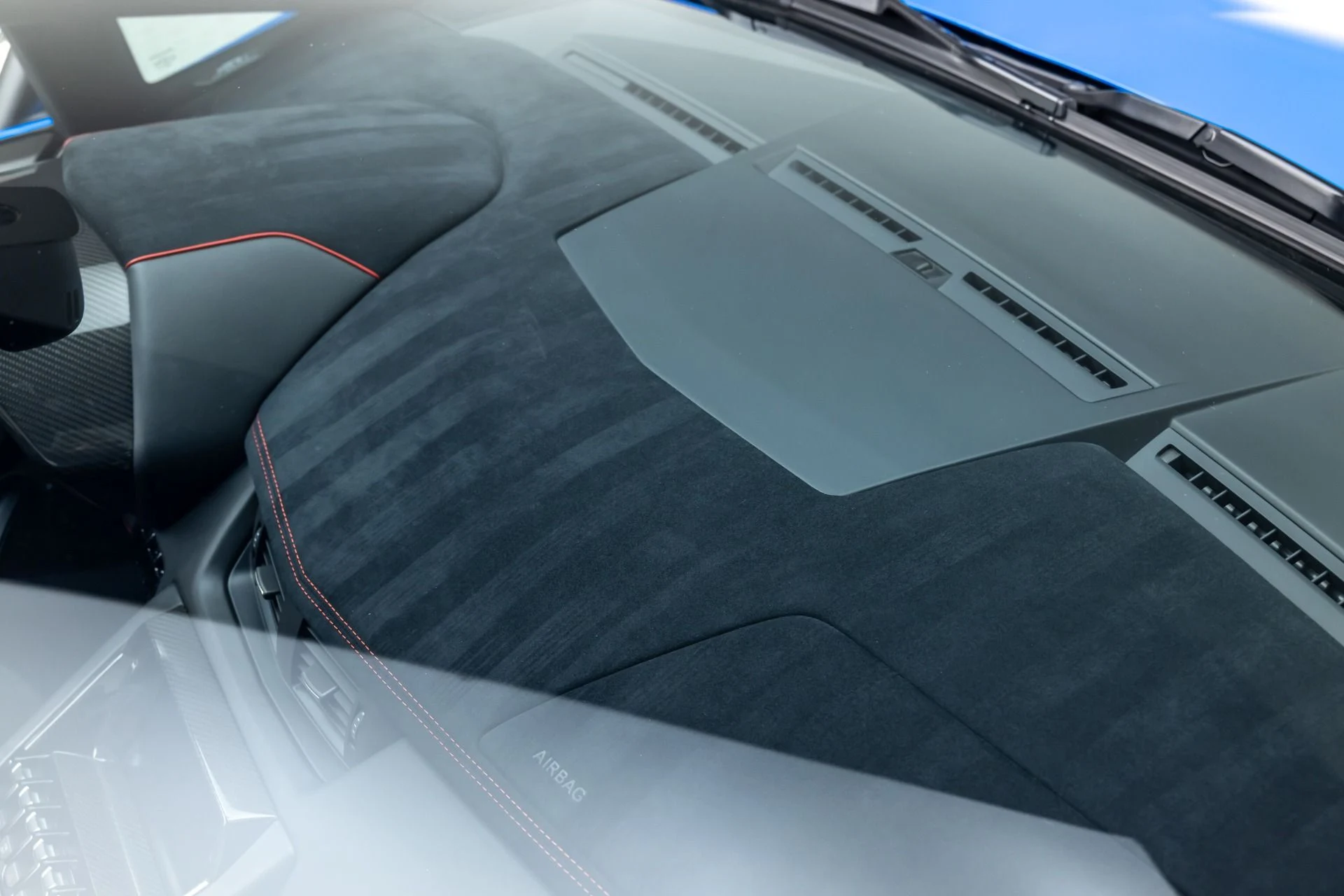 mph040_4184889806_7478_p41_l_7a82f1733c