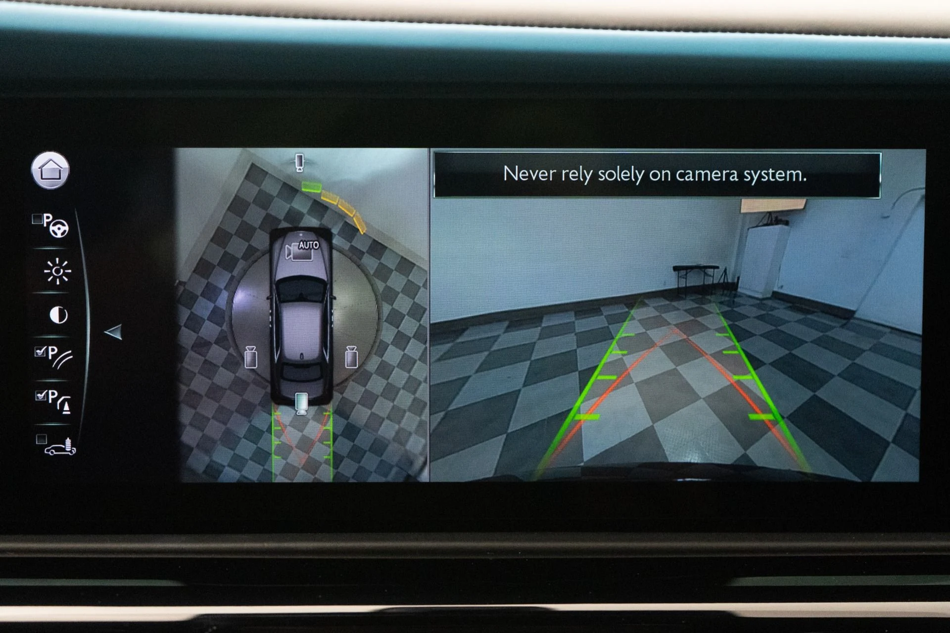 mph040_4185130664_Used_2022_Rolls_Royce_Ghost_1774388734_4b5507abf7