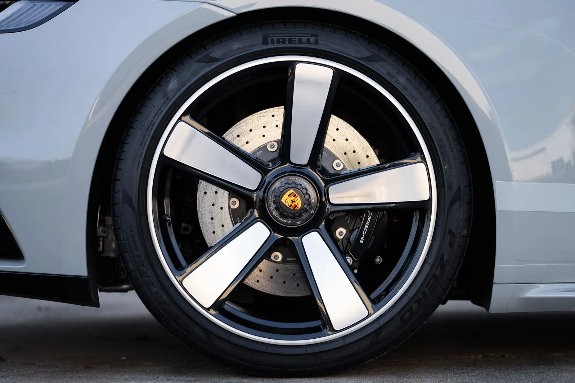 mph040_4189258852_Used_2023_Porsche_911_Sport_Classic_1767656458_faac6bab18