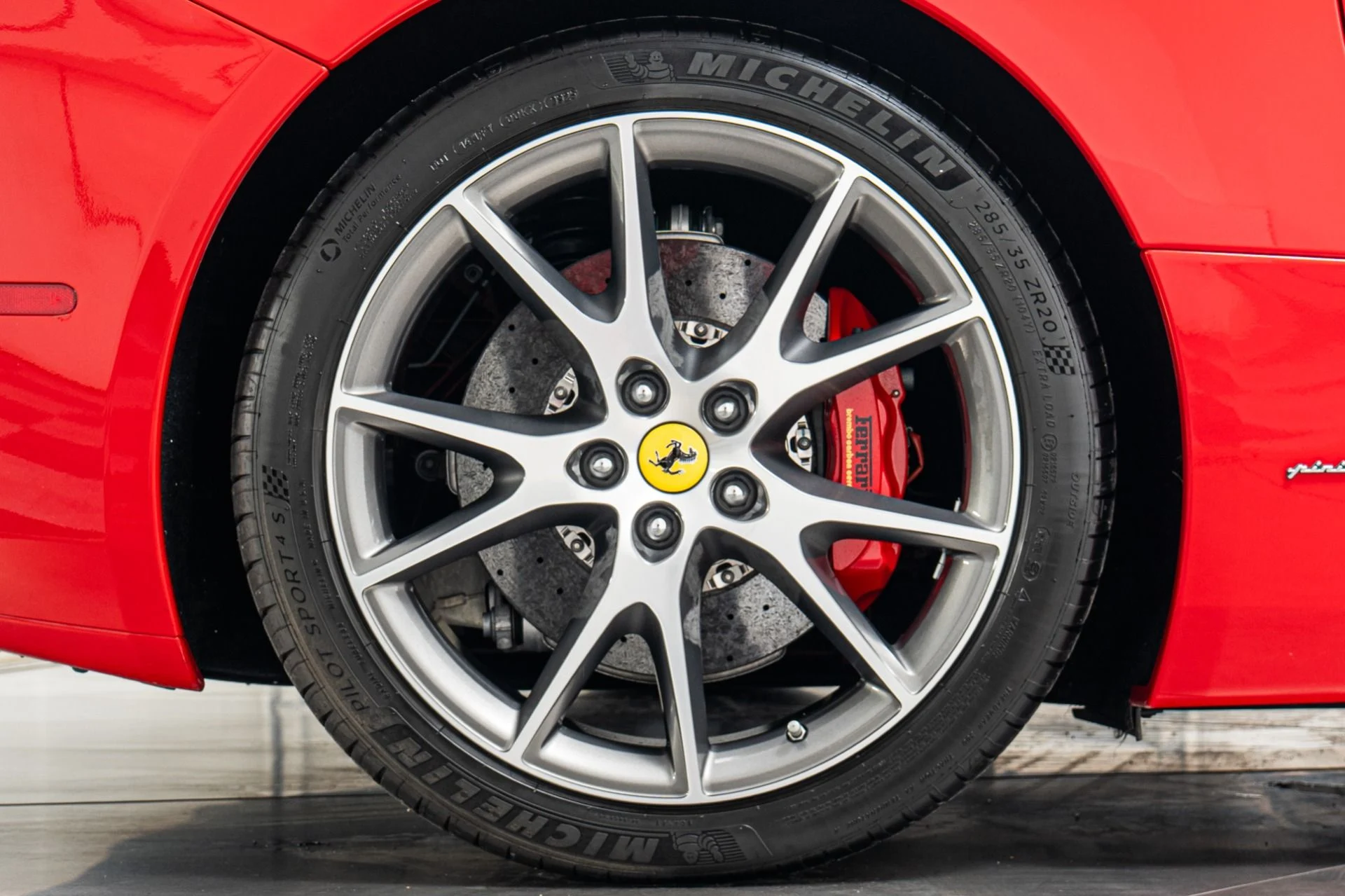 mph040_4191467060_Used_2013_Ferrari_California_Low_Miles_Daytona_Seats_Forged_Wheels_1776872809_53062b7a98