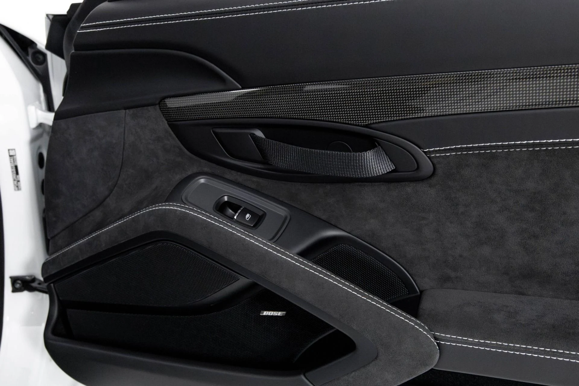 mph040_4200480867_Used_2018_Porsche_911_GT_2_RS_1762386682_ff83fdd7a0