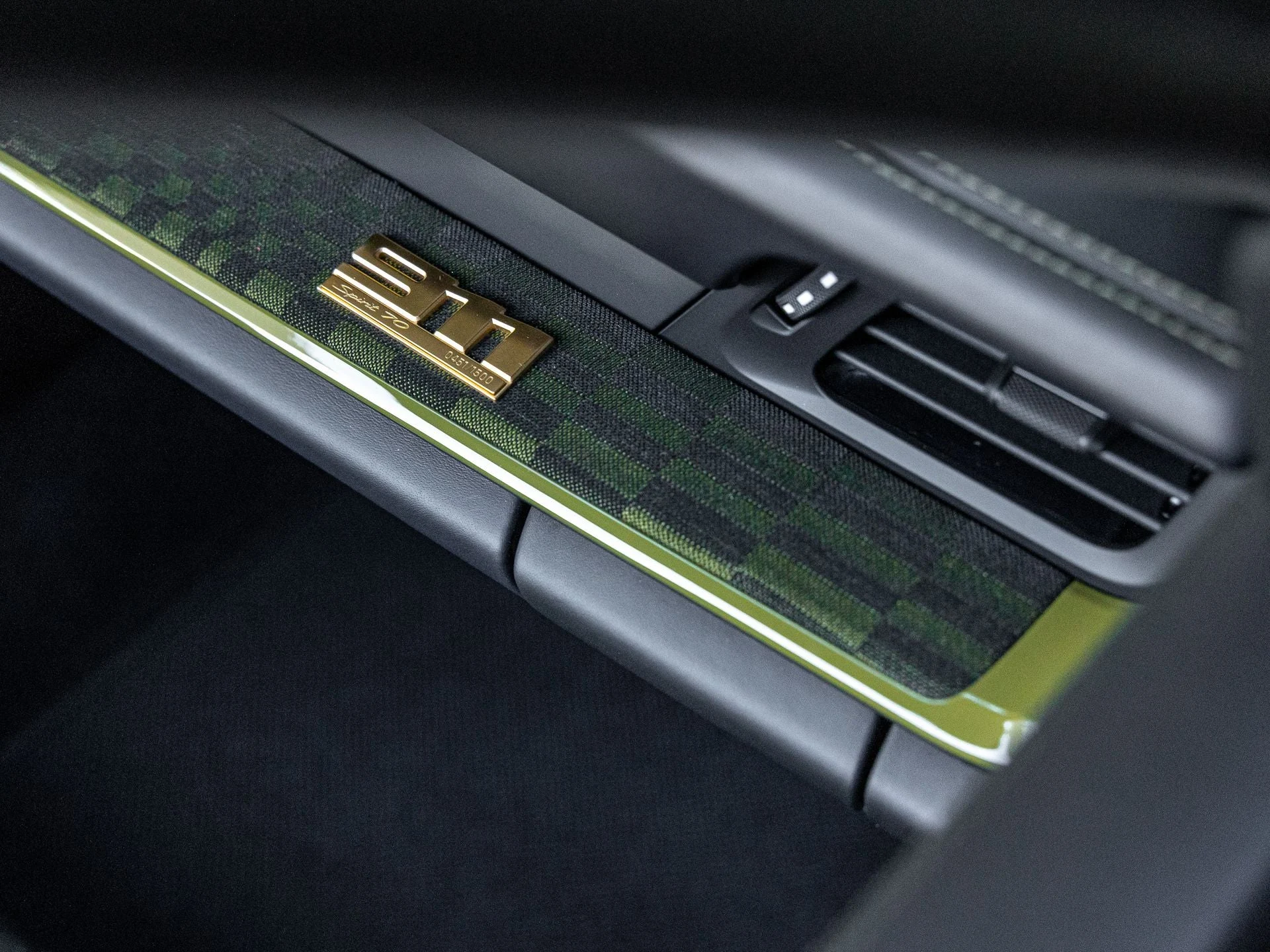 mph040_4210017468_41_0a50f5b4cb