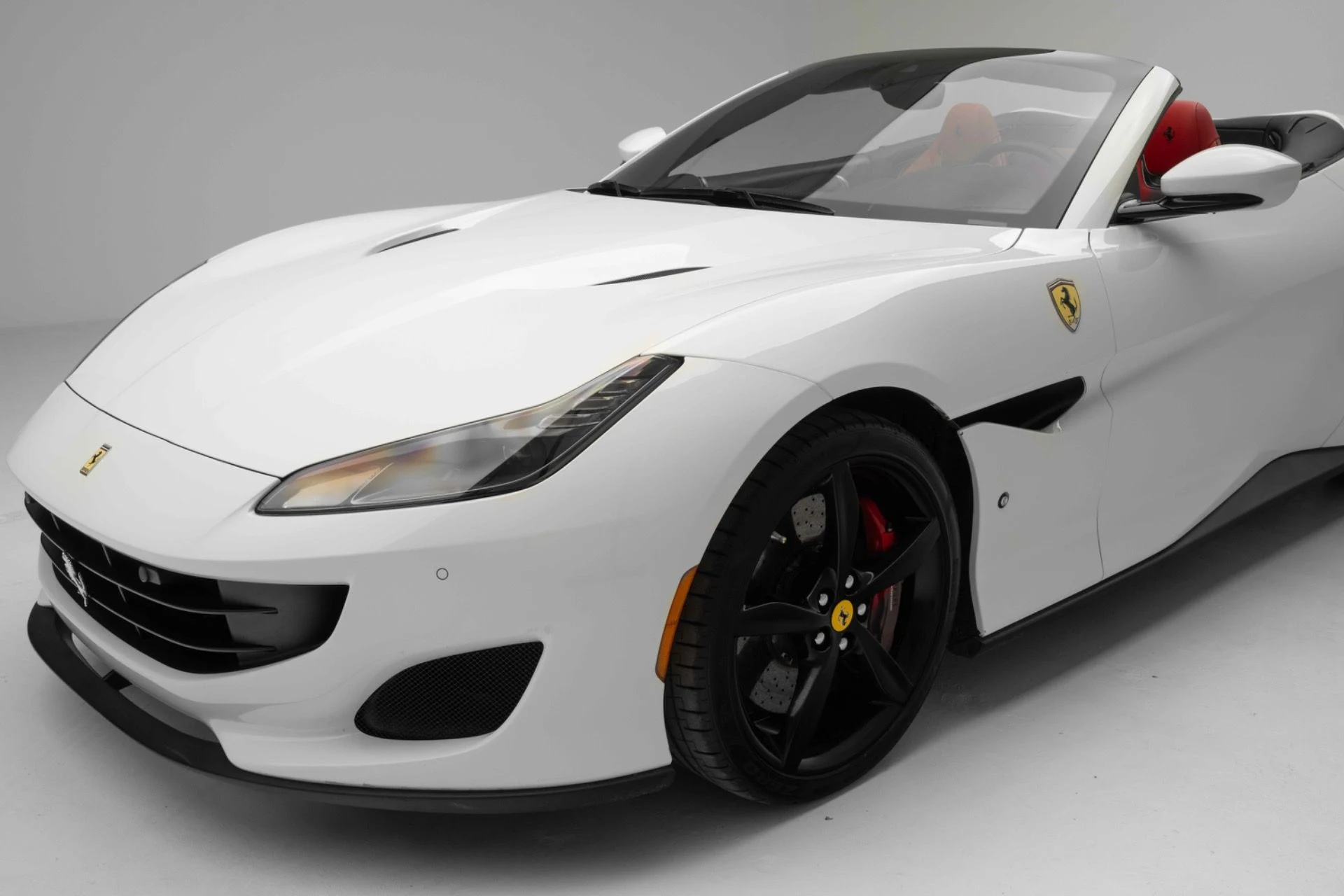 mph040_4242627608_Used_2020_Ferrari_Portofino_1774467215_0a1dd9e828