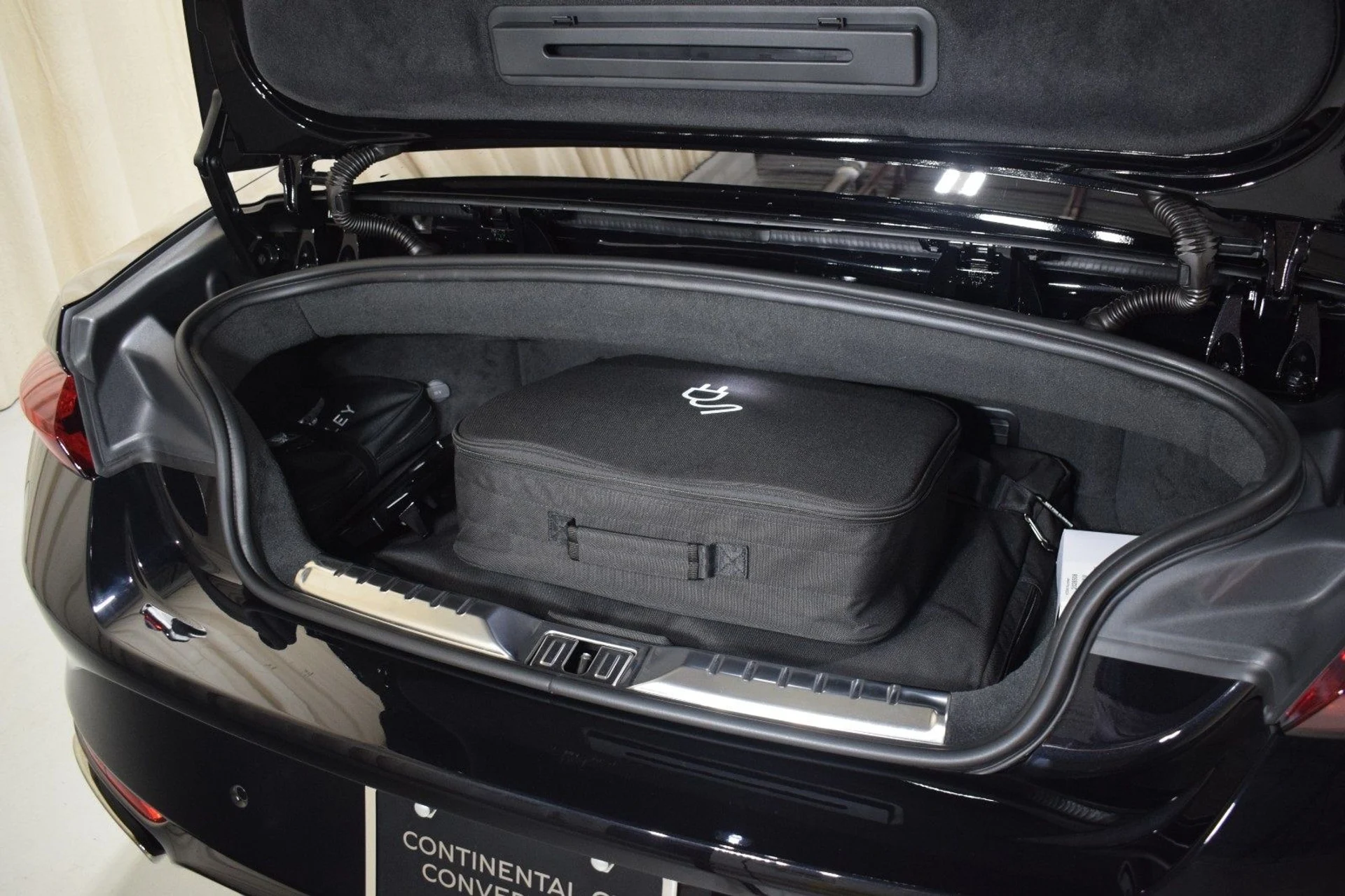 mph040_4260541423_3d3eb3743d37eea3feffdeda1d382278x_c767930515