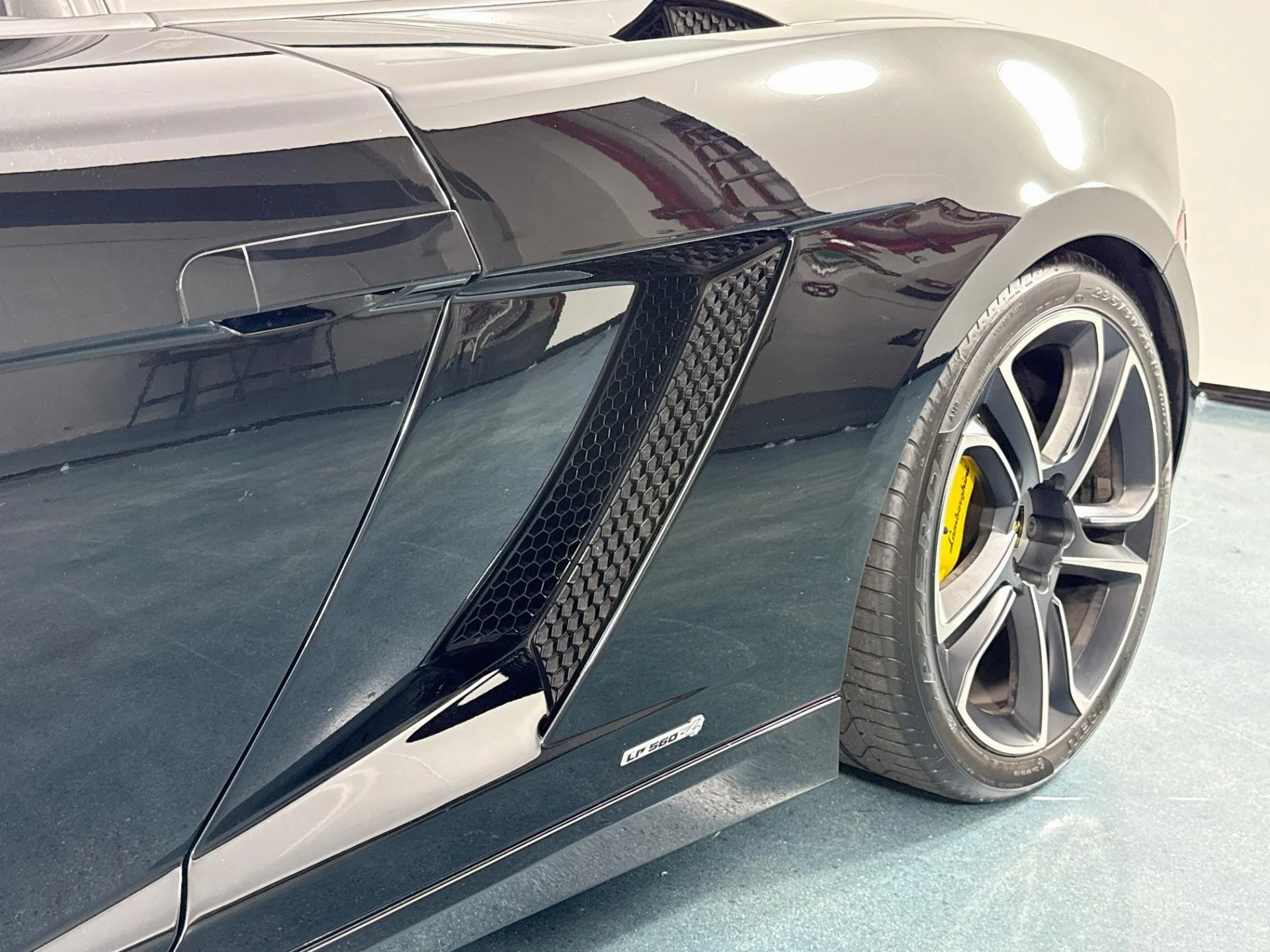 mph040_4260928812_Used_2013_Lamborghini_Gallardo_LP_560_4_Coupe_1786390228_0ec409f39c