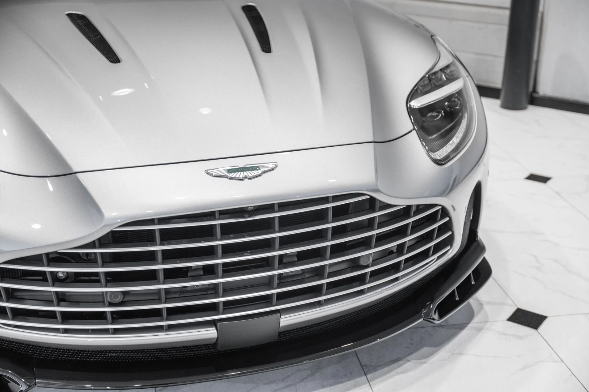 mph040_4265562122_New_2026_Aston_Martin_DB_12_S_1783088836_6fdcbbc2b6