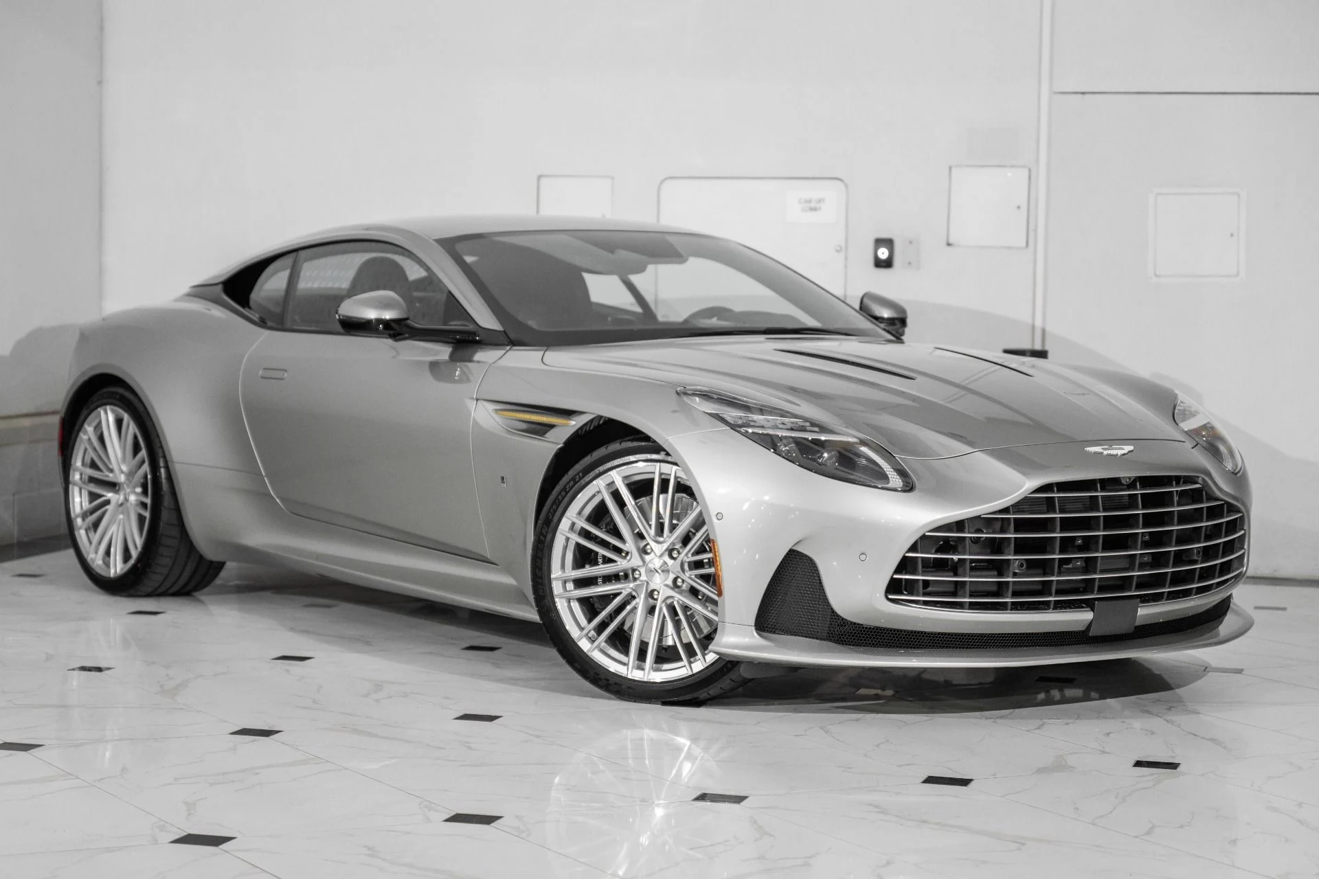 mph040_4271608940_New_2026_Aston_Martin_DB_12_Gold_Finger_V8_1764191230_f28efea123