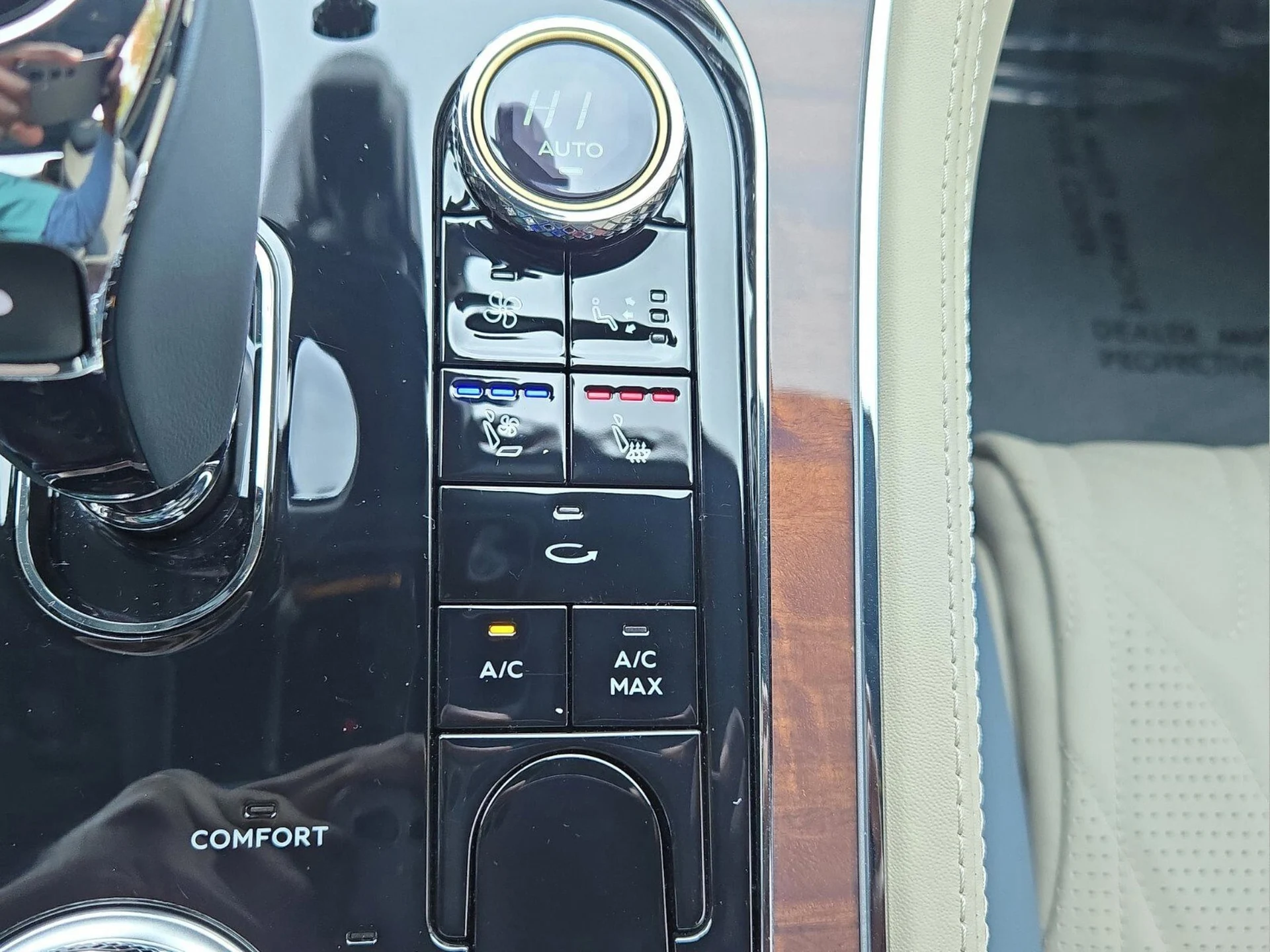 mph040_4277702787_6defa440c41ed11d246483fc95b7c68fx_b820213905