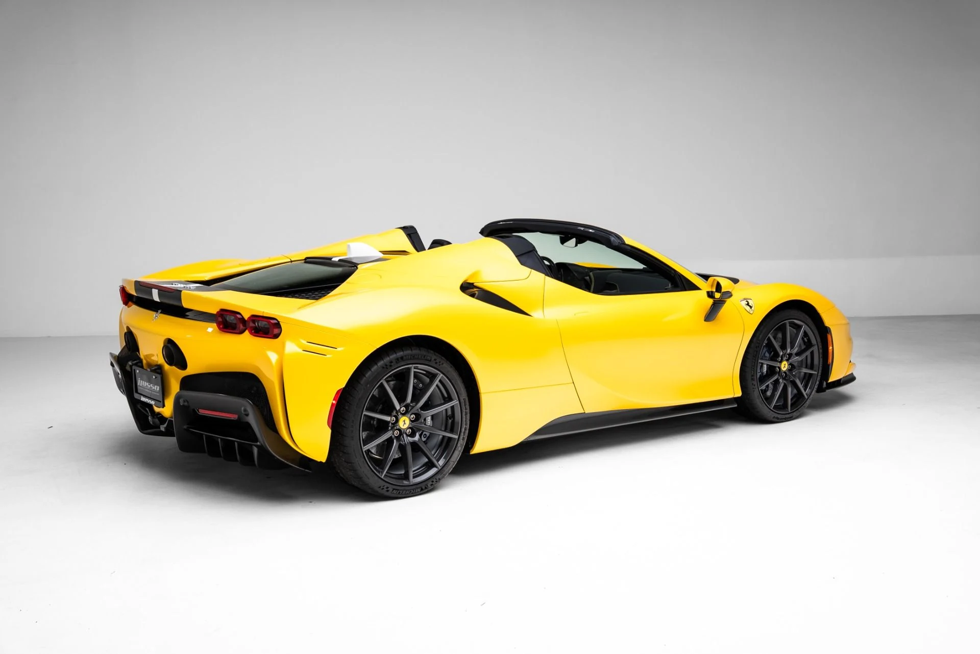 mph040_428605555_Used_2024_Ferrari_SF_90_Spider_1770854329_8ac50714f3