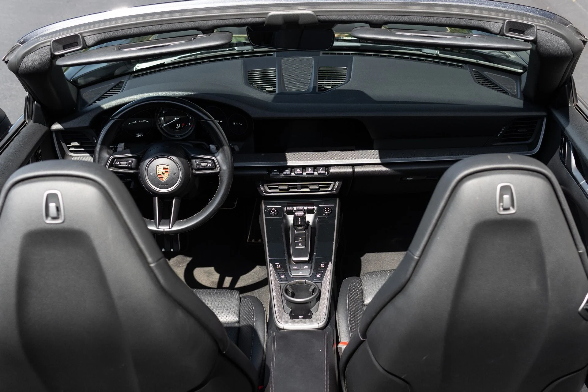 mph040_4333156_Used_2021_Porsche_911_Carrera_1772596654_bb1f2f3f52