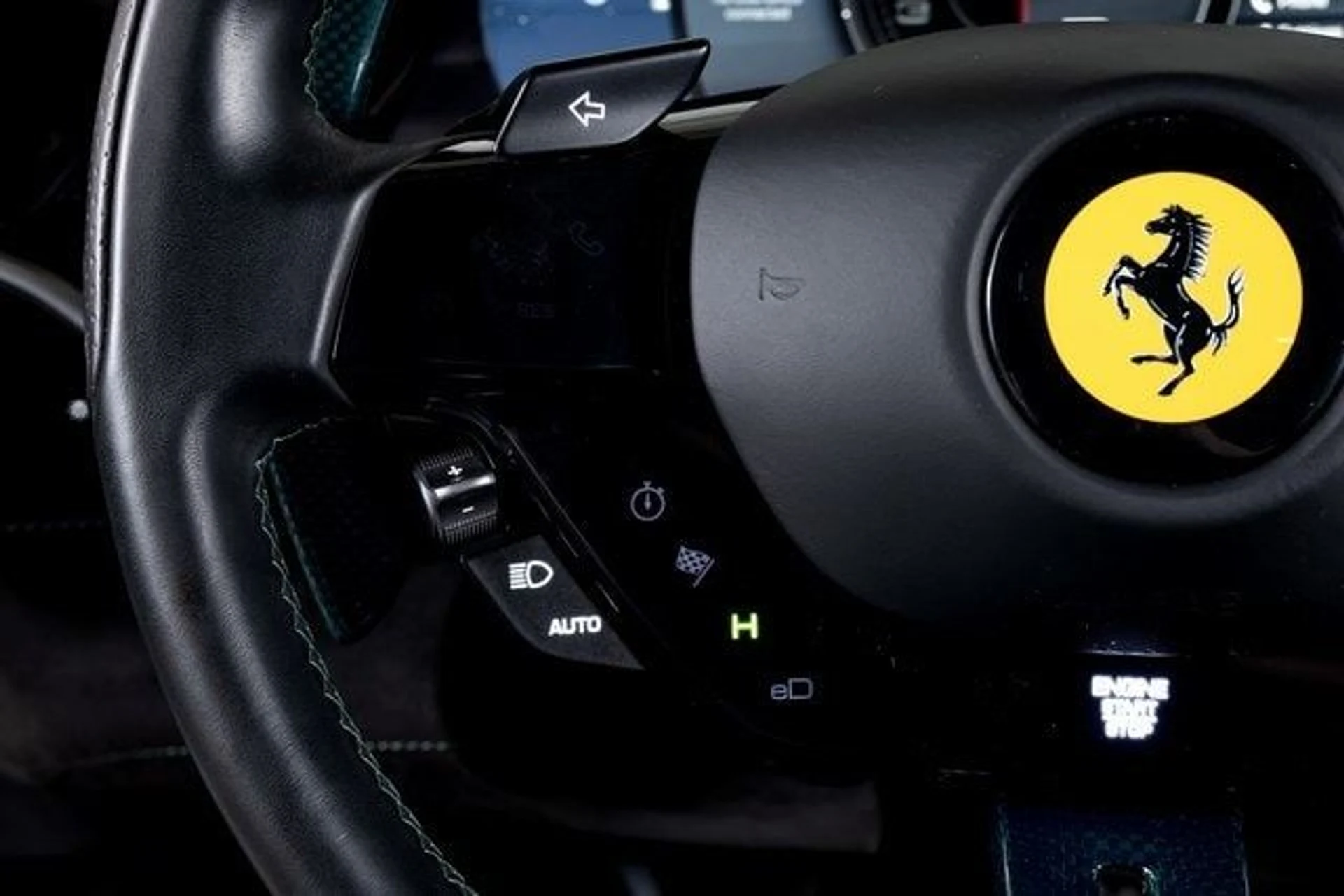 mph040_438840797_ae2e269d0cb16d5bbea85d1983bb1d25x_4e1b6b768e