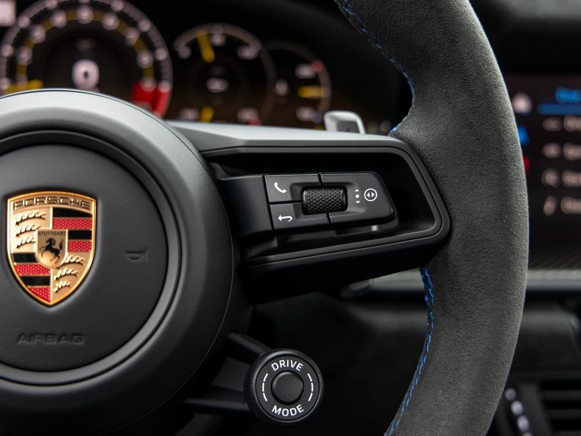 mph040_441382948_41_c2a01c697e