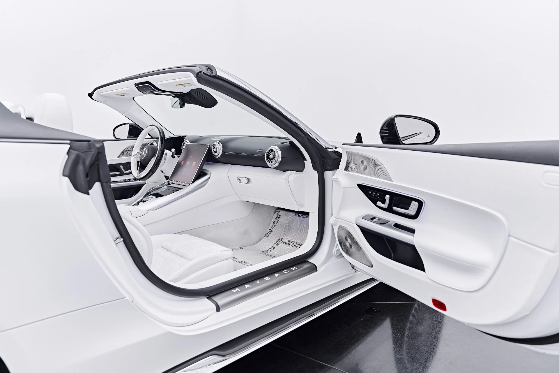 mph040_442120122_Used_2026_Mercedes_Benz_SL_Class_Maybach_SL_680_1790357705_730f00905c